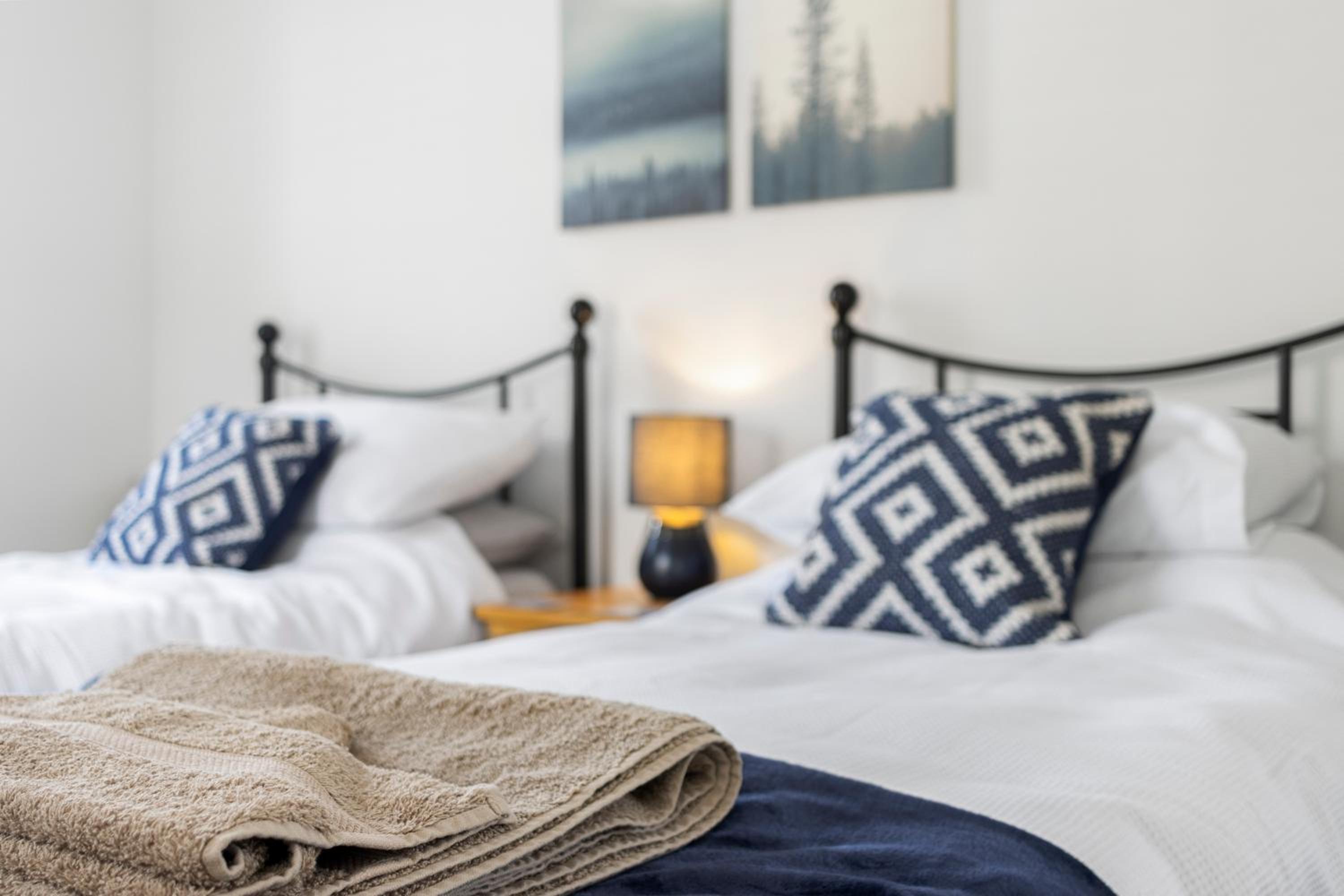 A modern and cosy apartment just yards from Brixham’s bustling harbourside view 3