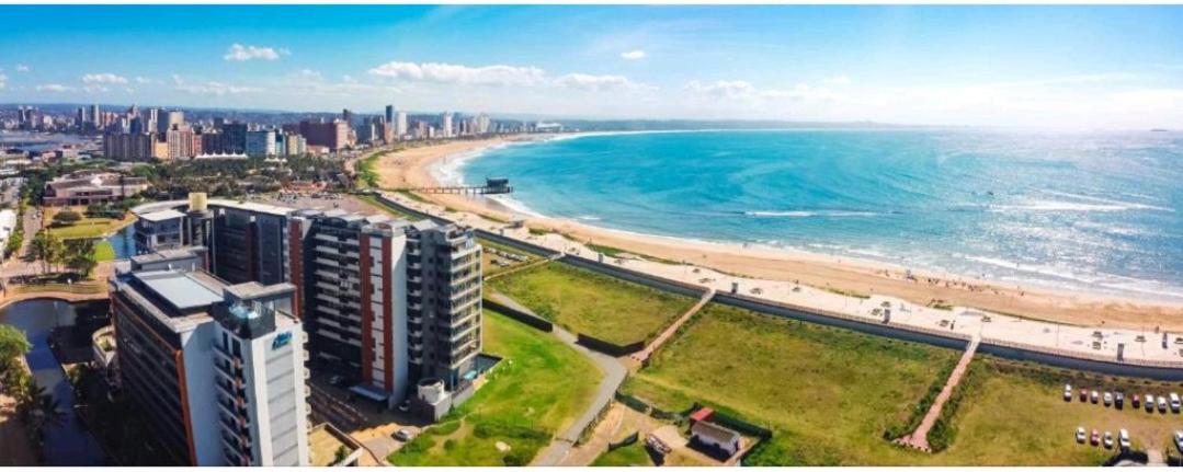 Lovely 2 Bedroom 2 Bathroom Seaview Apartment C409 view 4