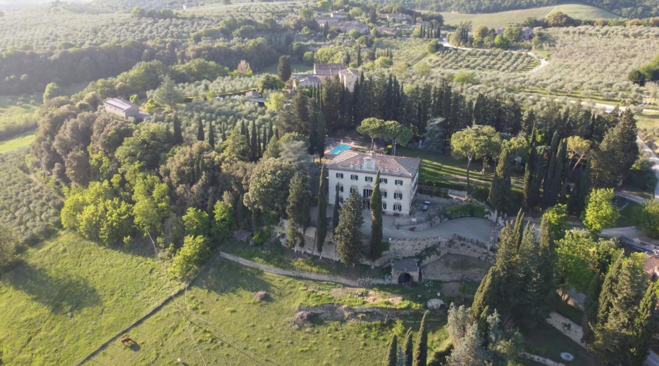 Villa Vianci RBO, your home away in Tuscany