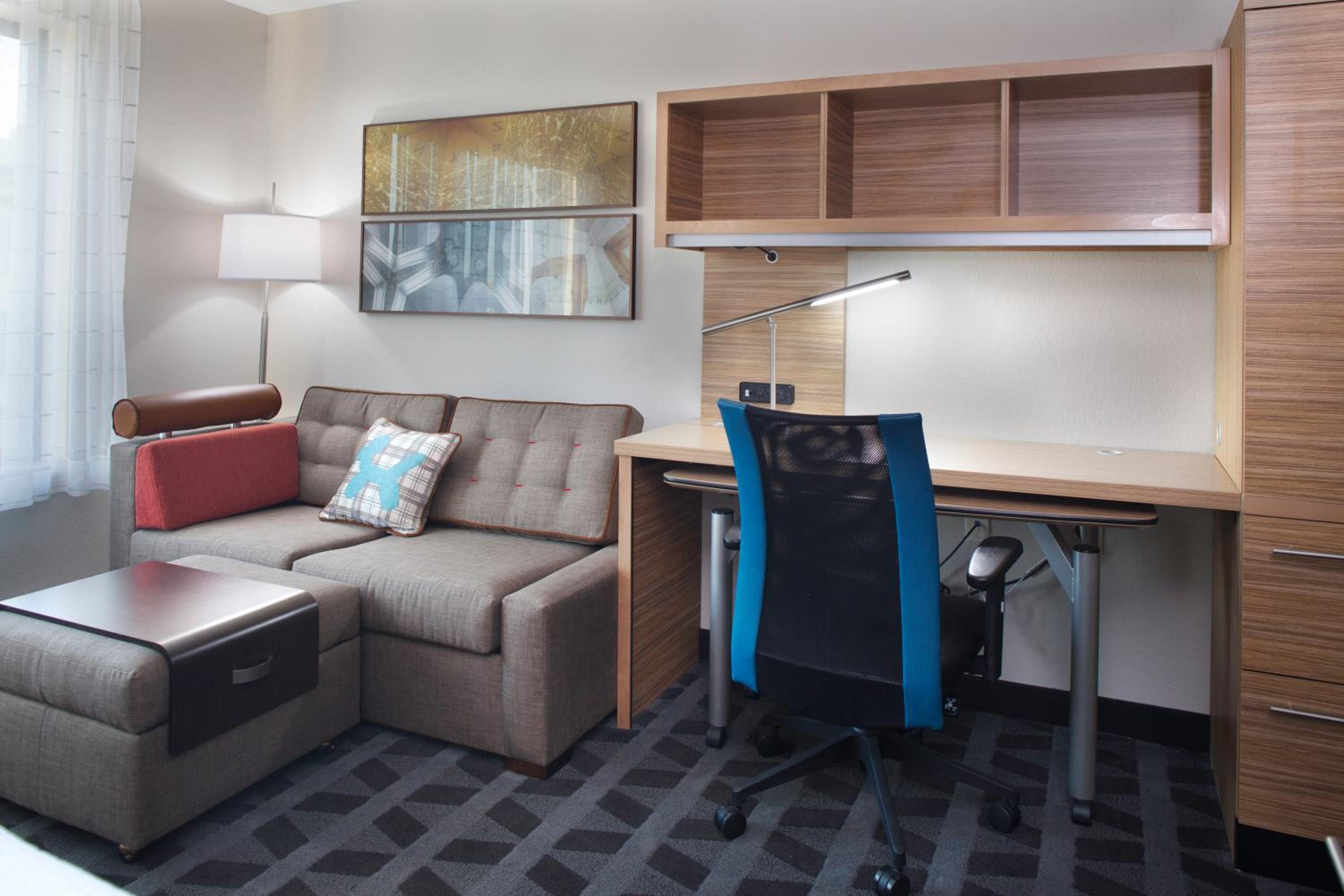 TownePlace Suites by MarriottDetroit Canton