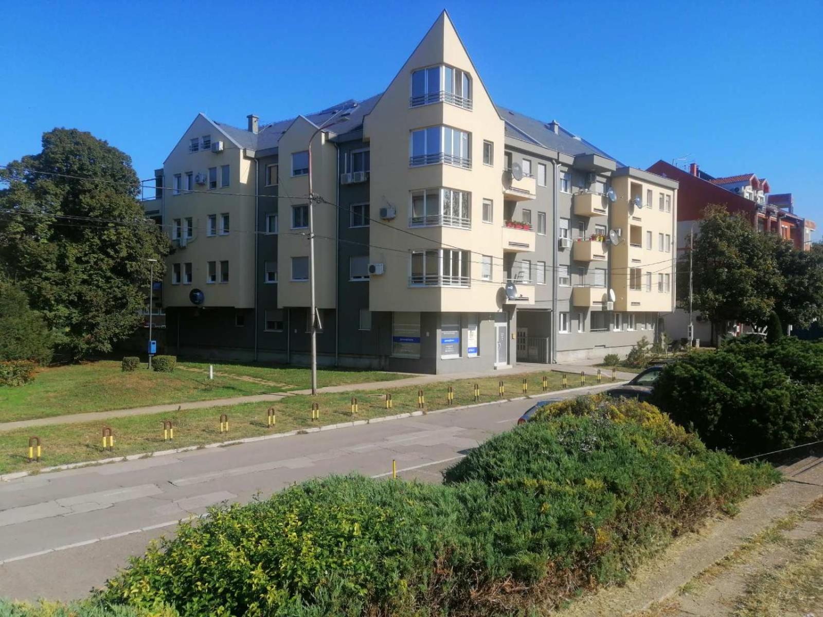 Photo 13