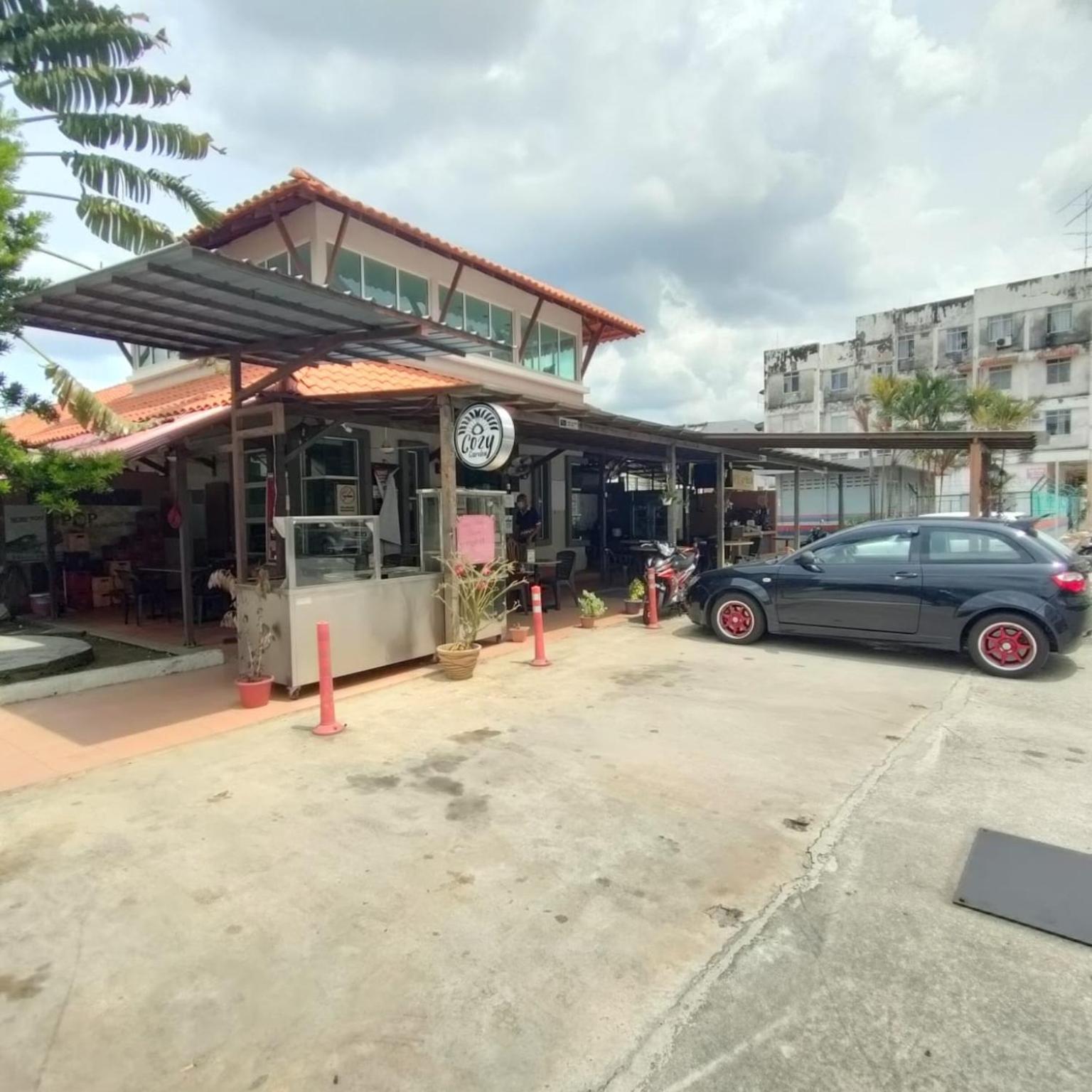 Cozzy Motel Malacca photo 2