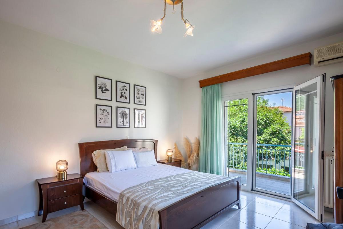 ISTORIA Residence photo 3