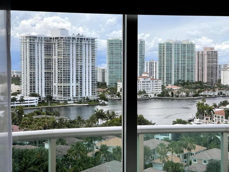 Hotel Breathtaking ocean view! 15th floor - Image 1