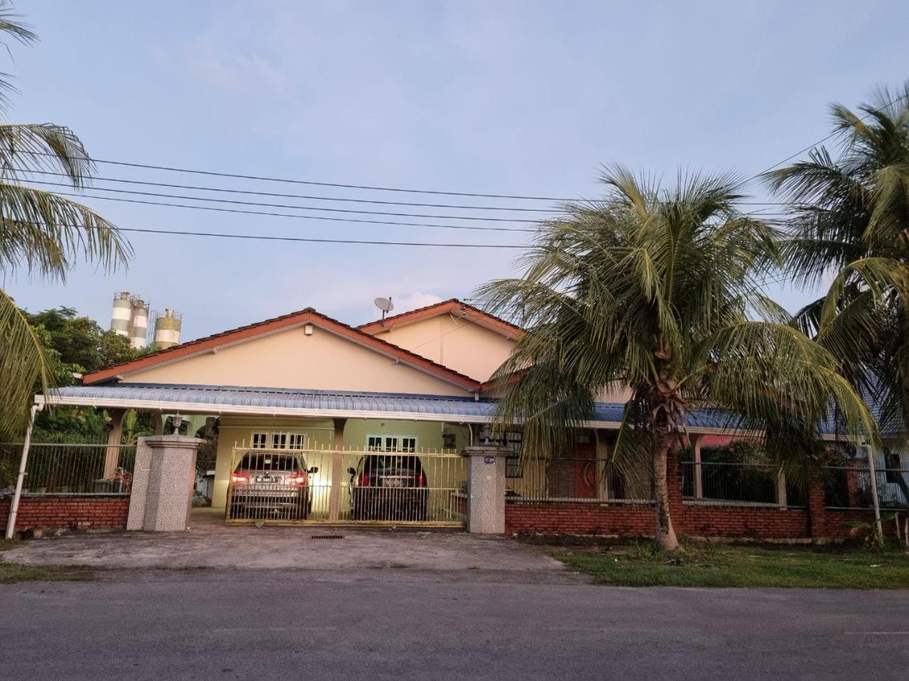Kenyalang Lutong Homestay photo 1