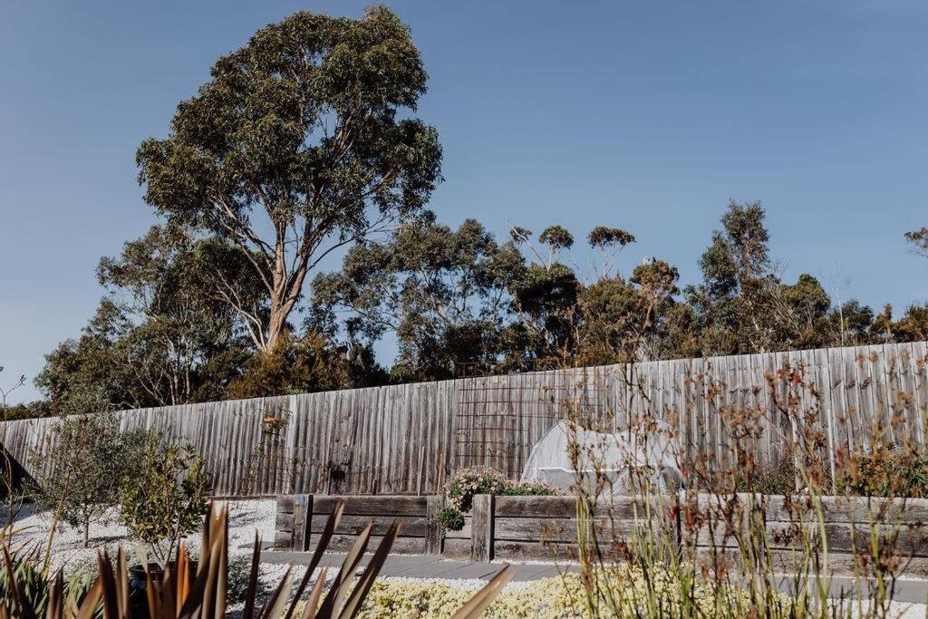 The Watch House - Panoramic Views of Bicheno Ocean