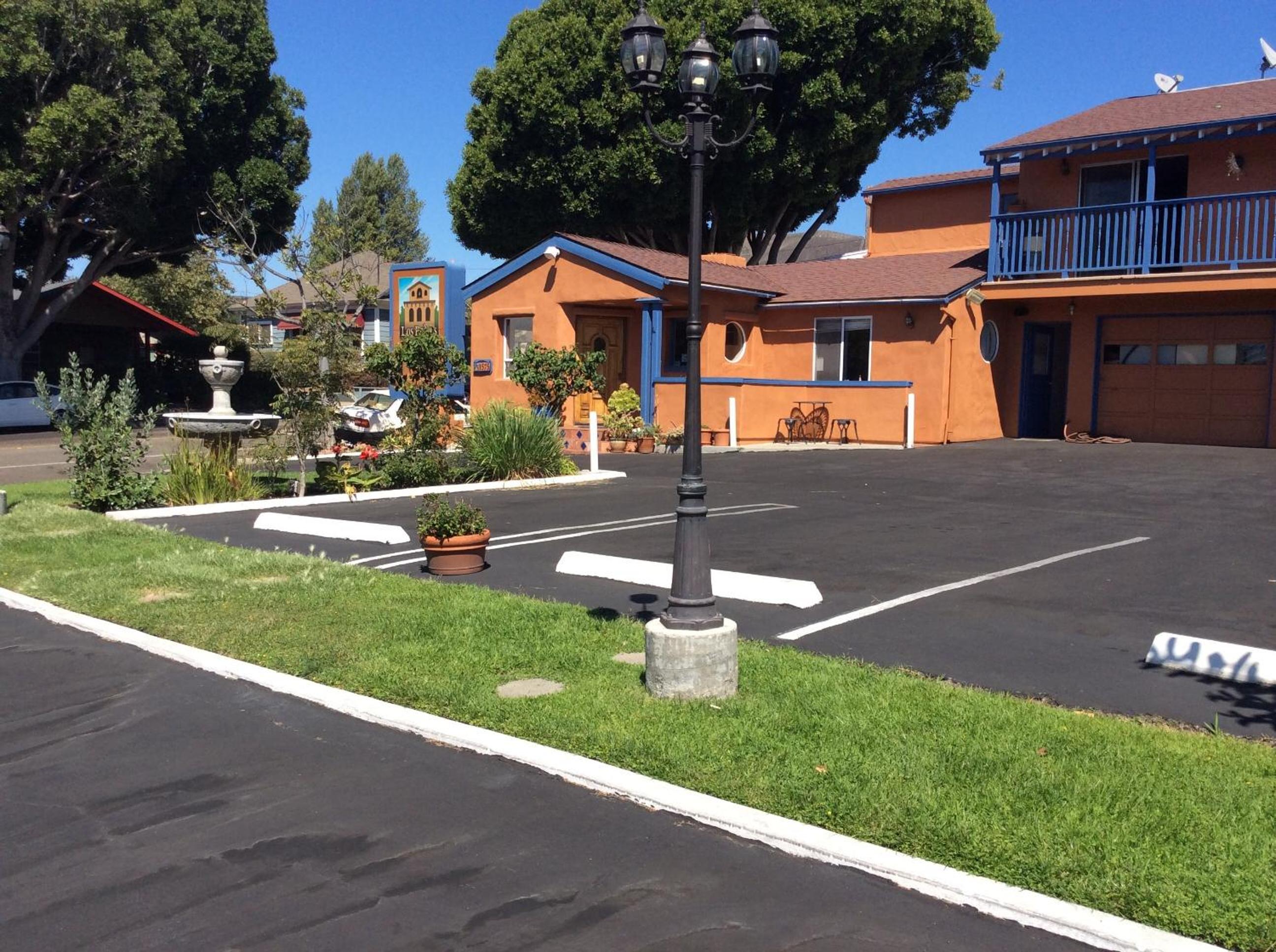 Los Padres Inn view 3