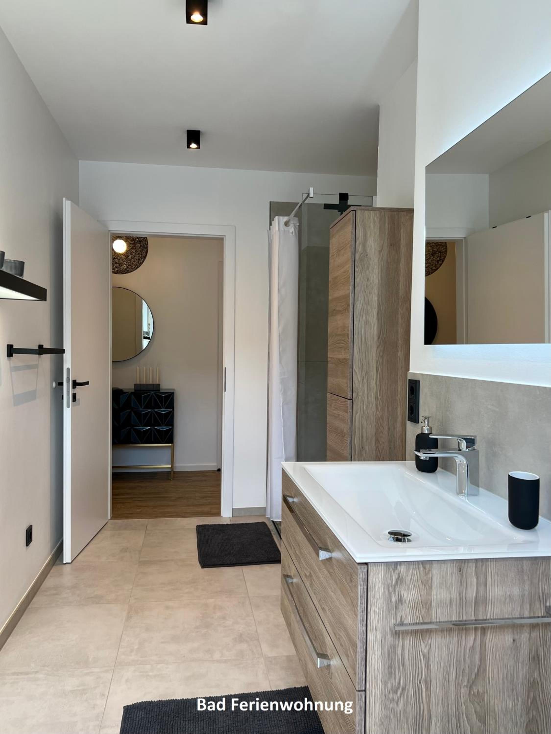 "Auslese 54" -Direkt am Moselufer- Gastezimmer Ferienwohnung - Property Image 34