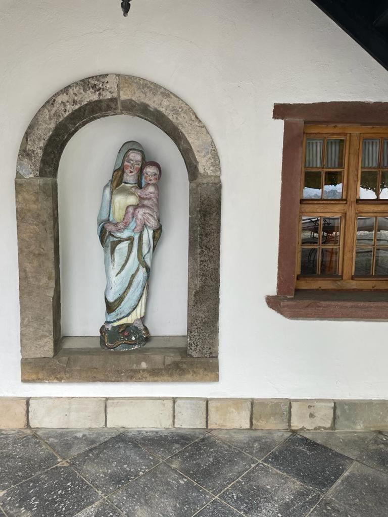 Photo 48