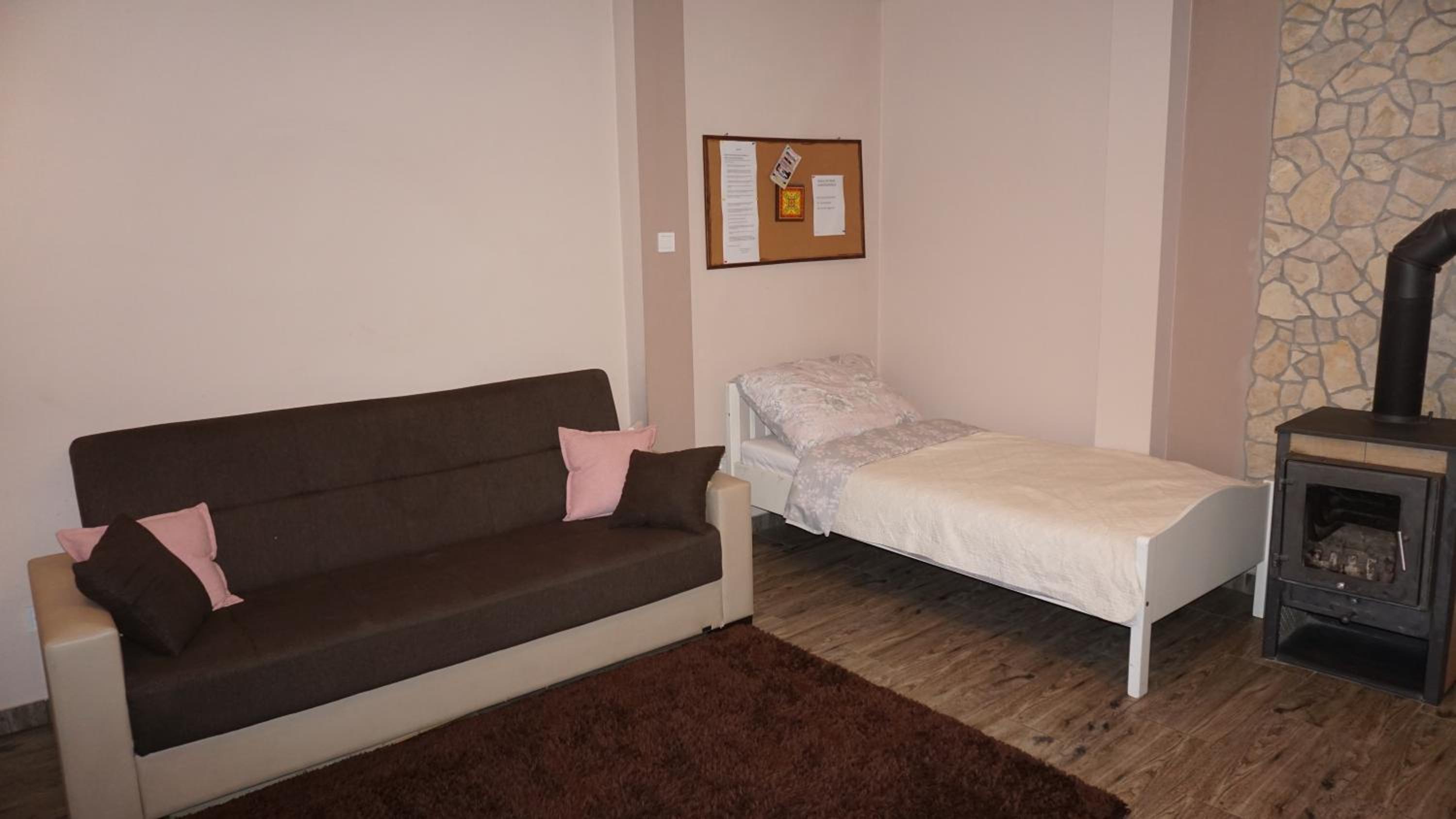 Édes Otthon Apartman view 5