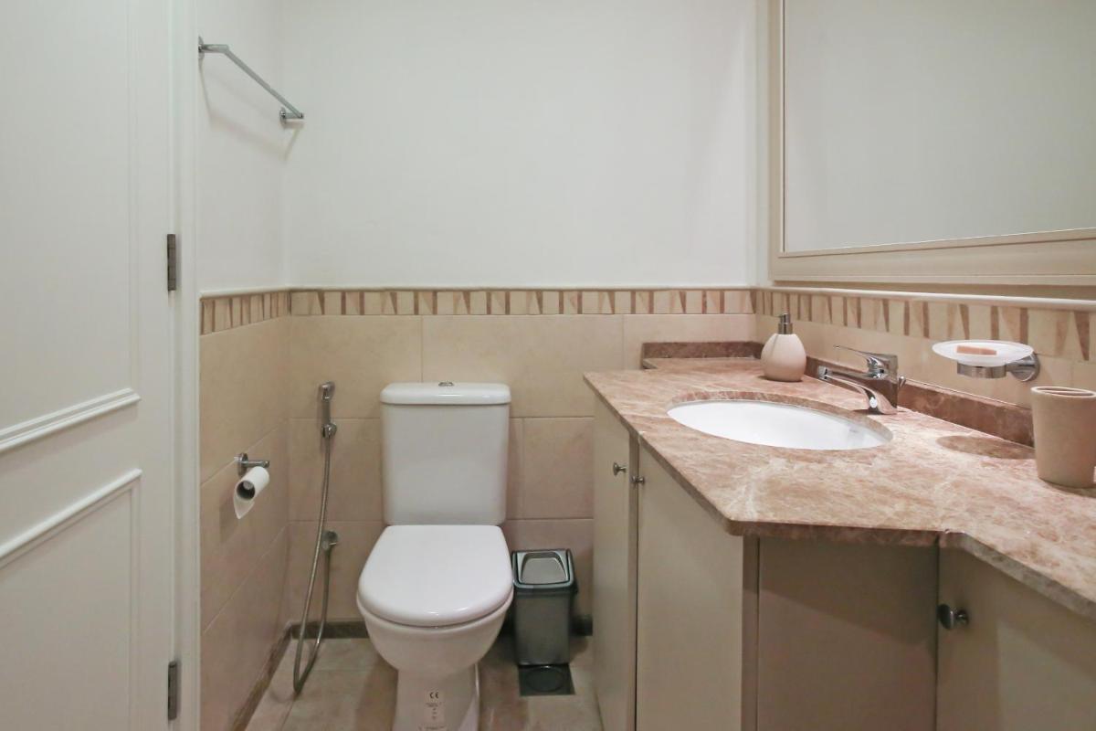 Victory Heights - 4BR Villa with Private Pool - Allsopp&Allsopp