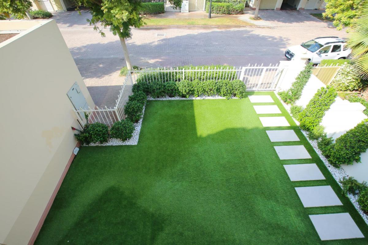 Victory Heights - 4BR Villa with Private Pool - Allsopp&Allsopp