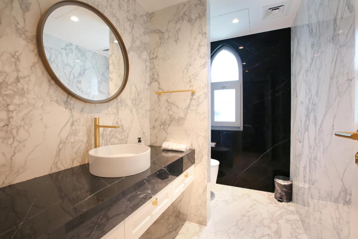 Victory Heights - 4BR Villa with Private Pool - Allsopp&Allsopp