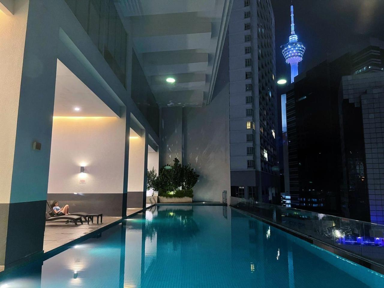 6PAX SUITES KL CITY Pavilion at Bukit Bintang NETFLIX & WIFI
