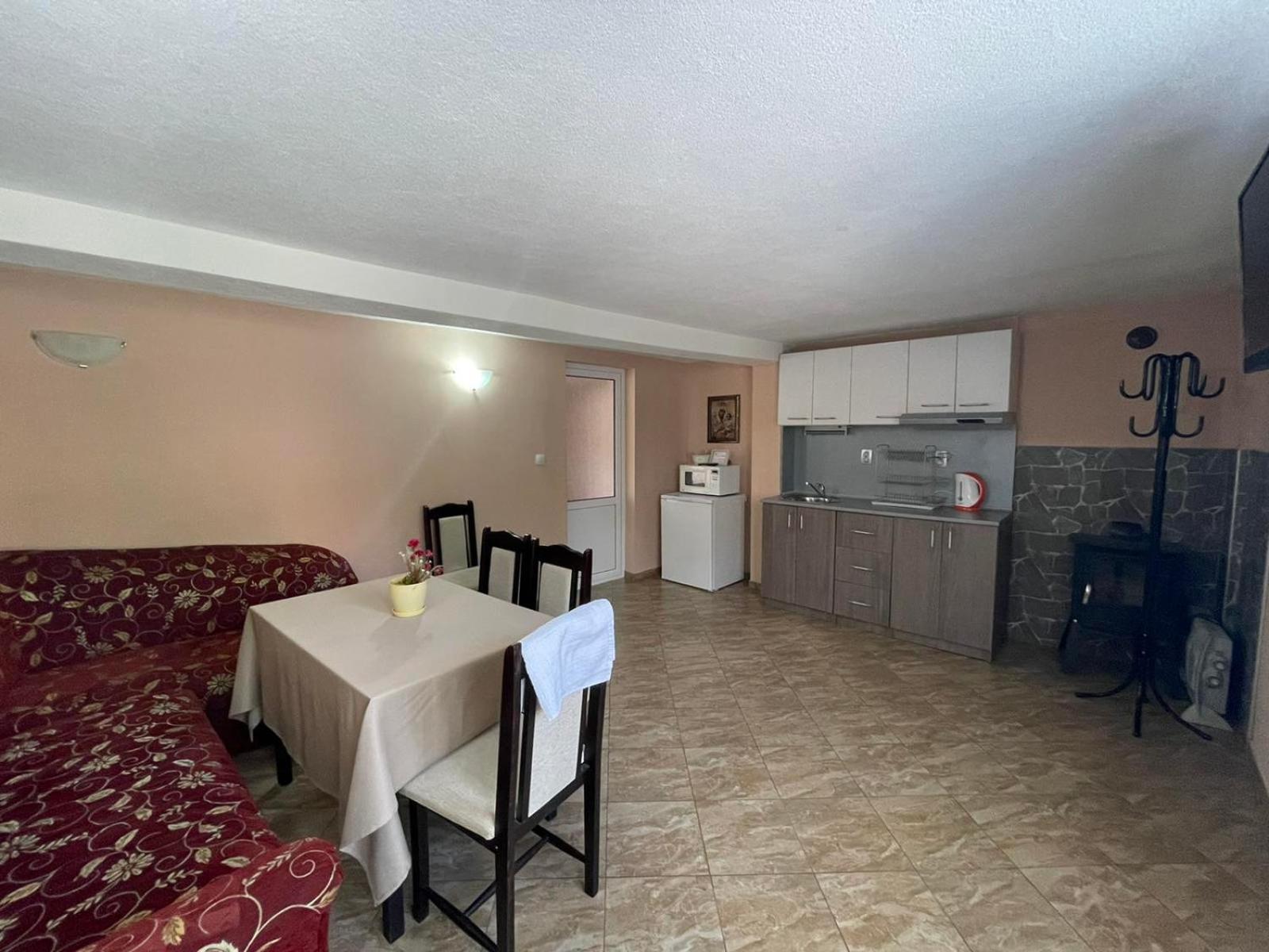 Guest House Vasilena Самостоятелно наемане FREE PARKING