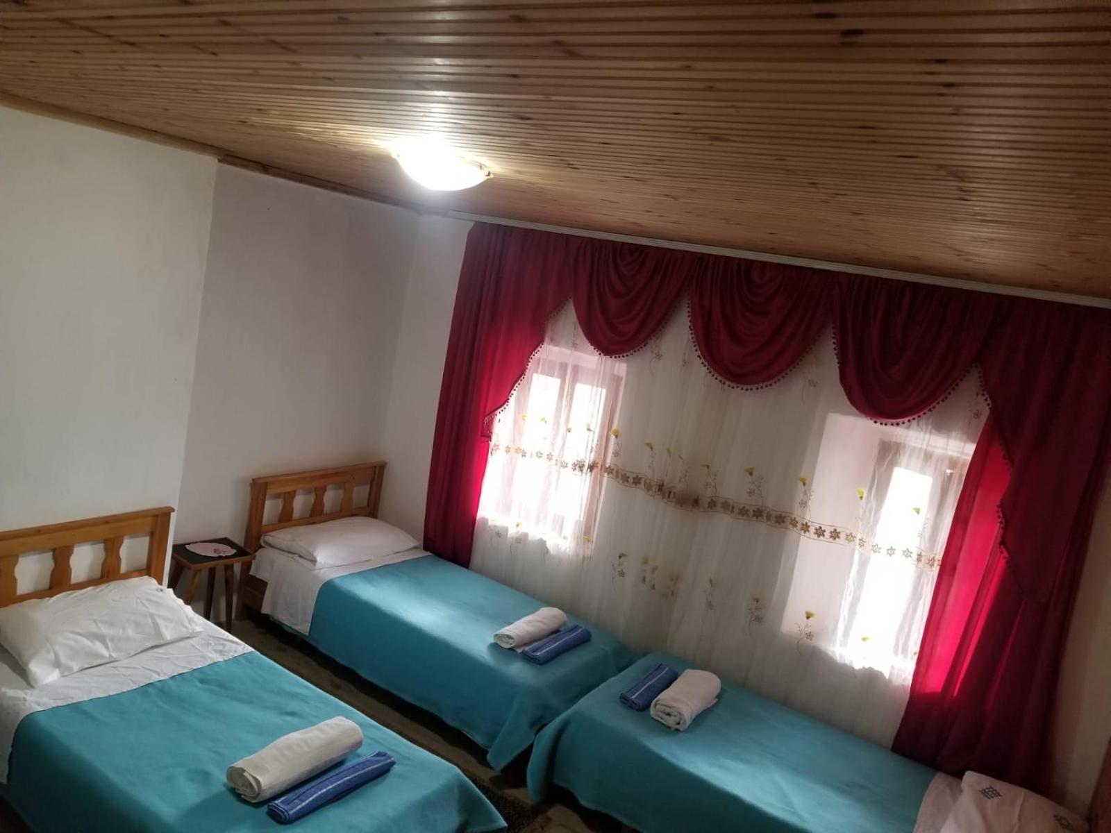 Bujtina Carku