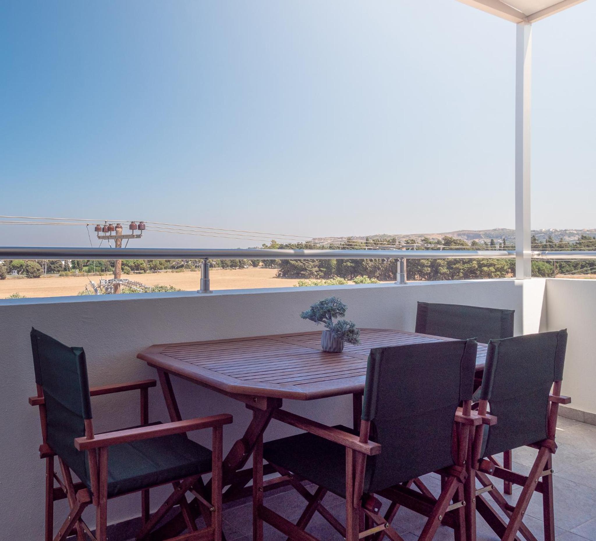 Apartment Santa Marina 4 view 2