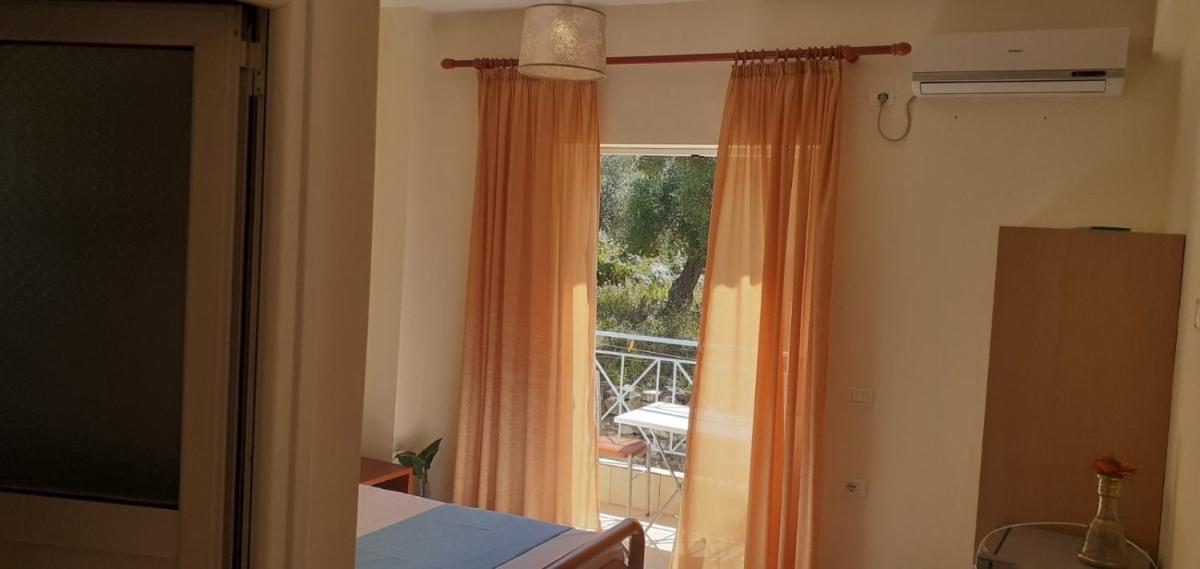 Villa Olivia Grove photo 3