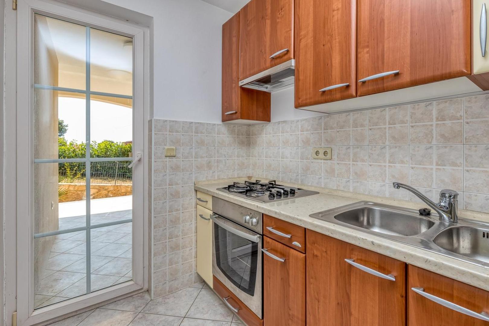 Apartment Oliva Radmani view 4