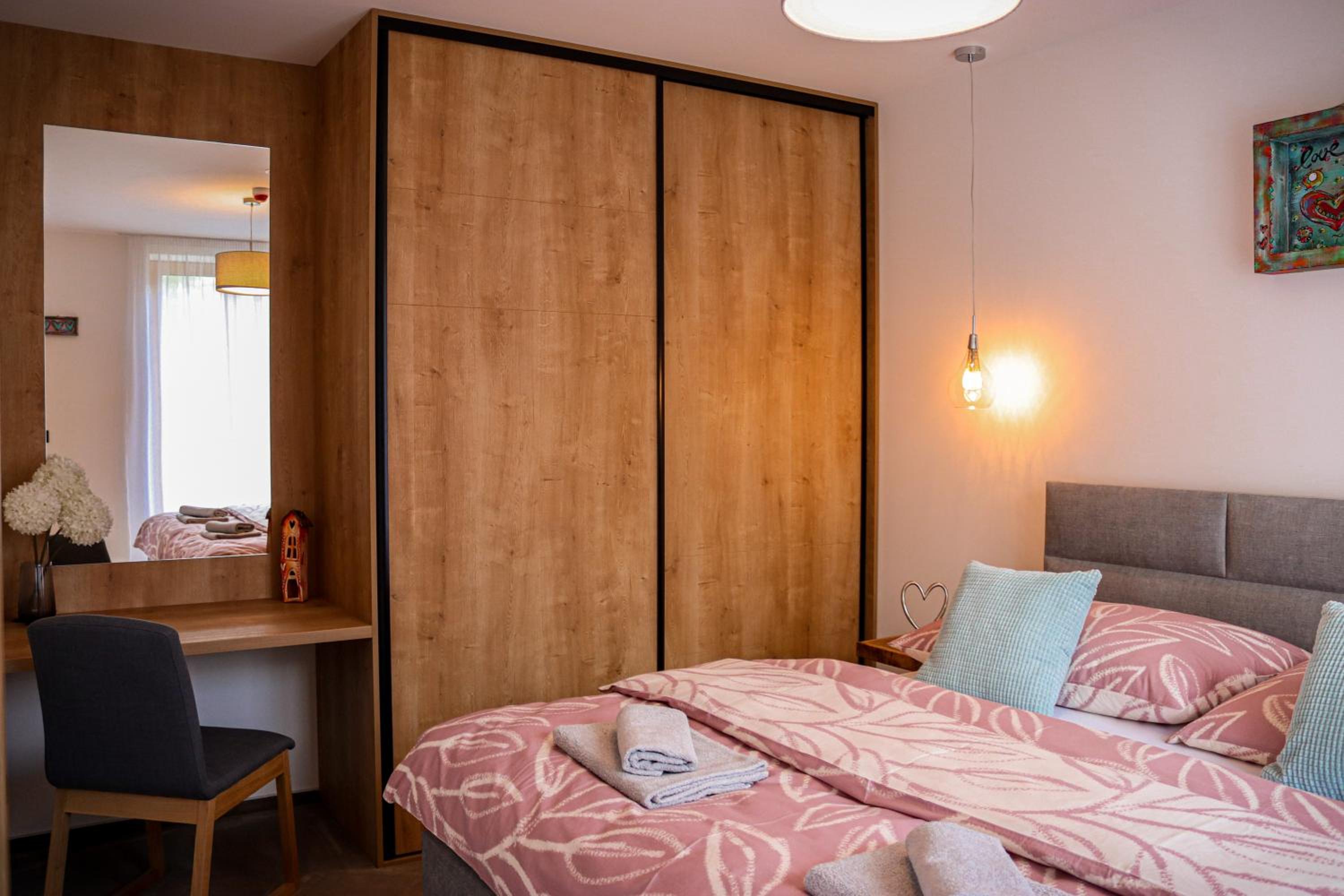 Apartman NISA - Ovruč view 5