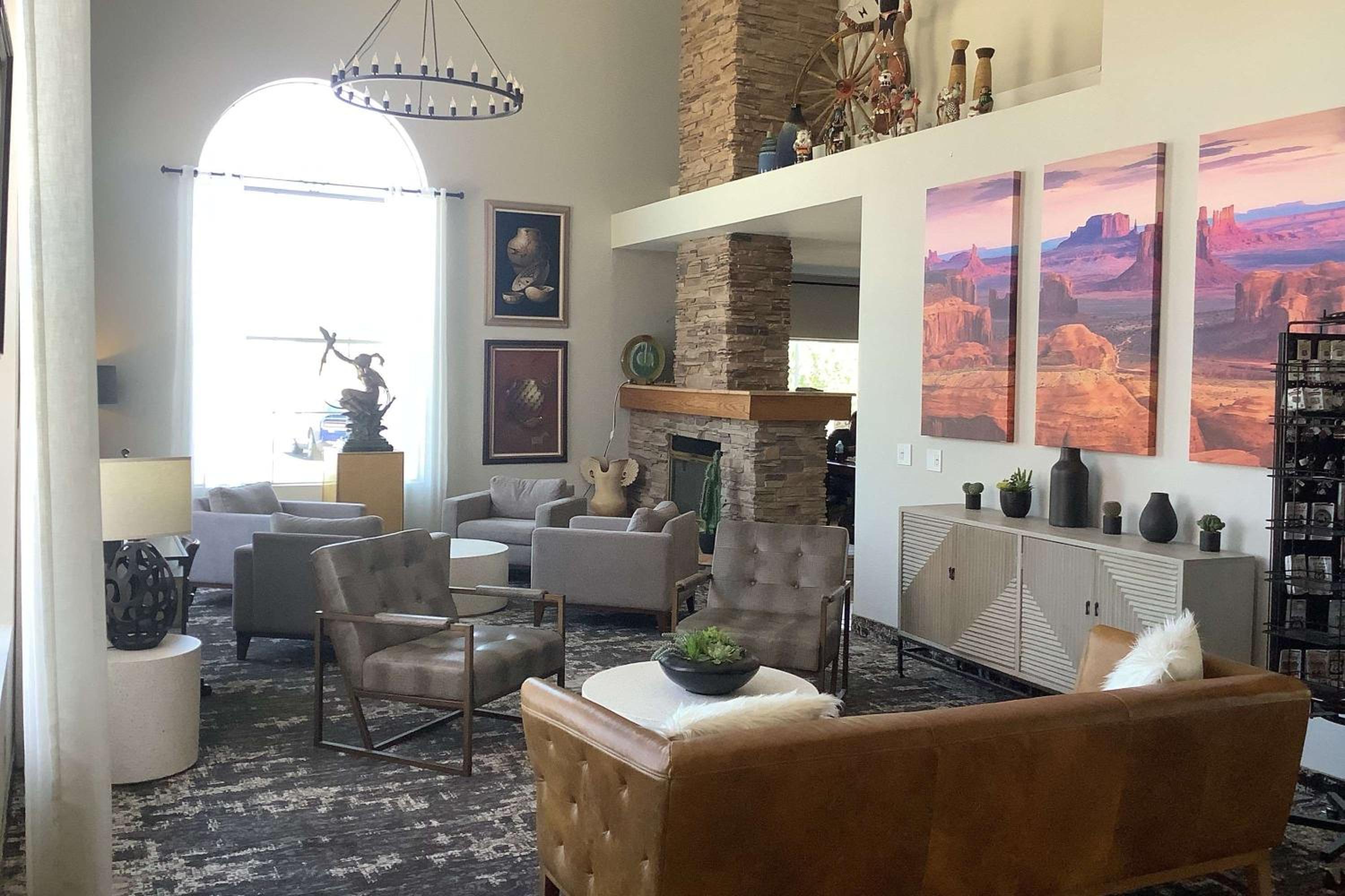 Holbrook Vacations - Baymont Inn  Suites by Wyndham Holbrook - Property Image 4