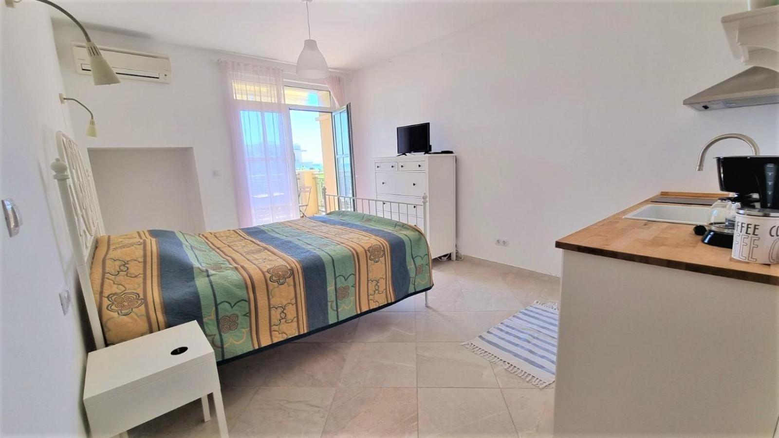 Beautiful Cozy Studio in a Luxury Complex in Chernomorets