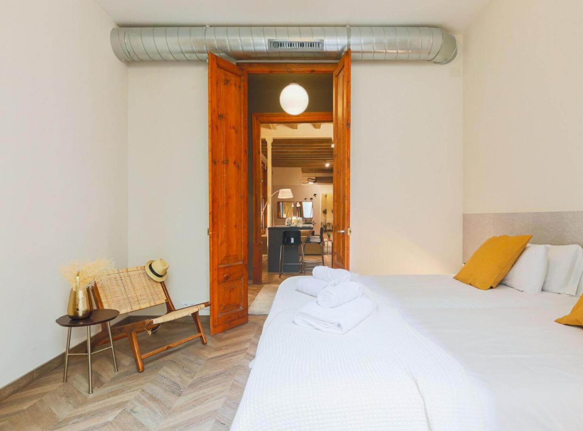 Avinyo 2 Gotic · Spacious Loft in Gothic Quarter!