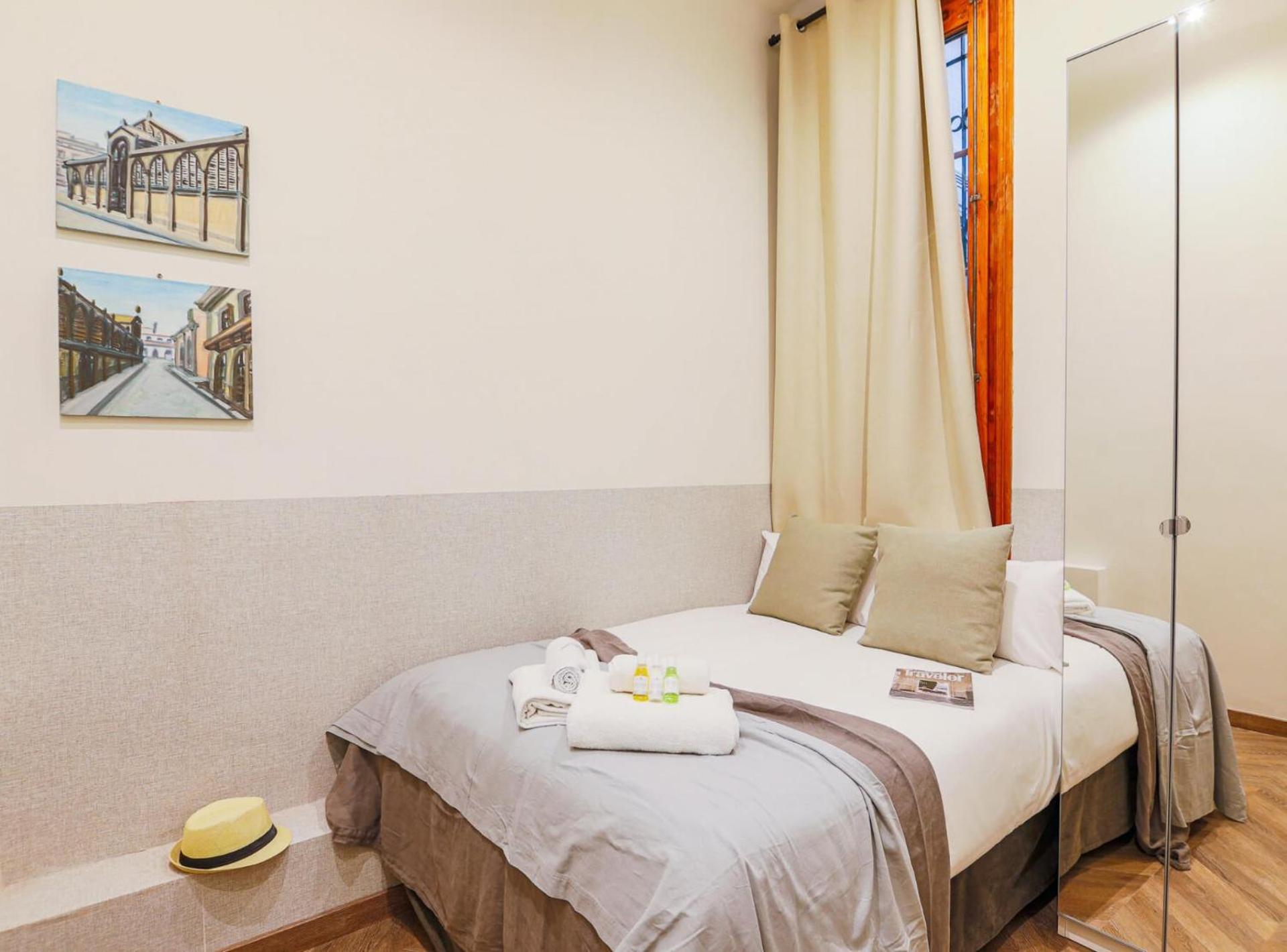 Avinyo 2 Gotic · Spacious Loft in Gothic Quarter!