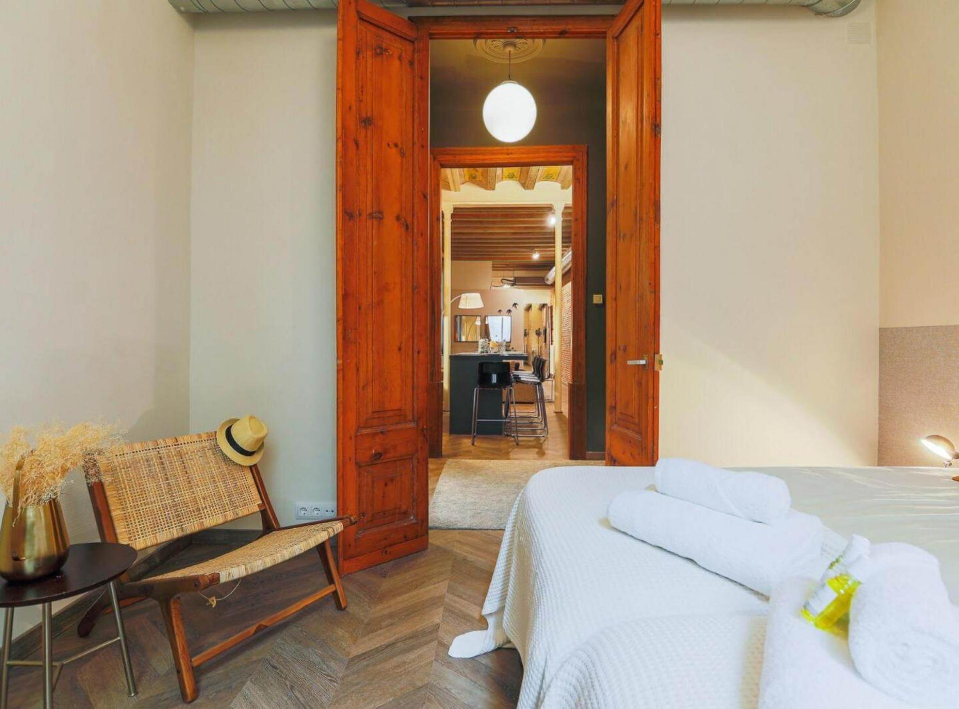 Avinyo 2 Gotic · Spacious Loft in Gothic Quarter!