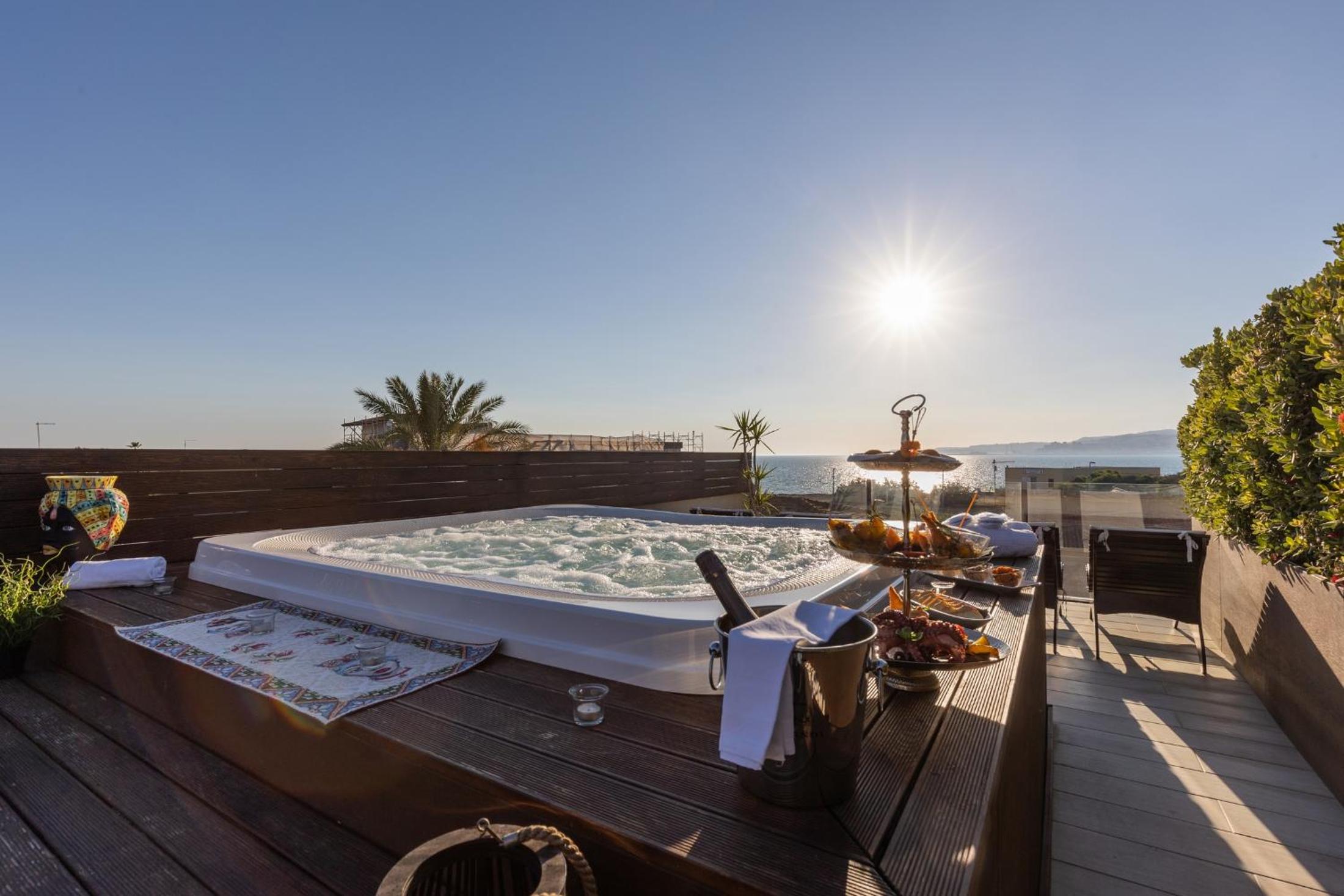 Giafra Luxury Rooms photo 2