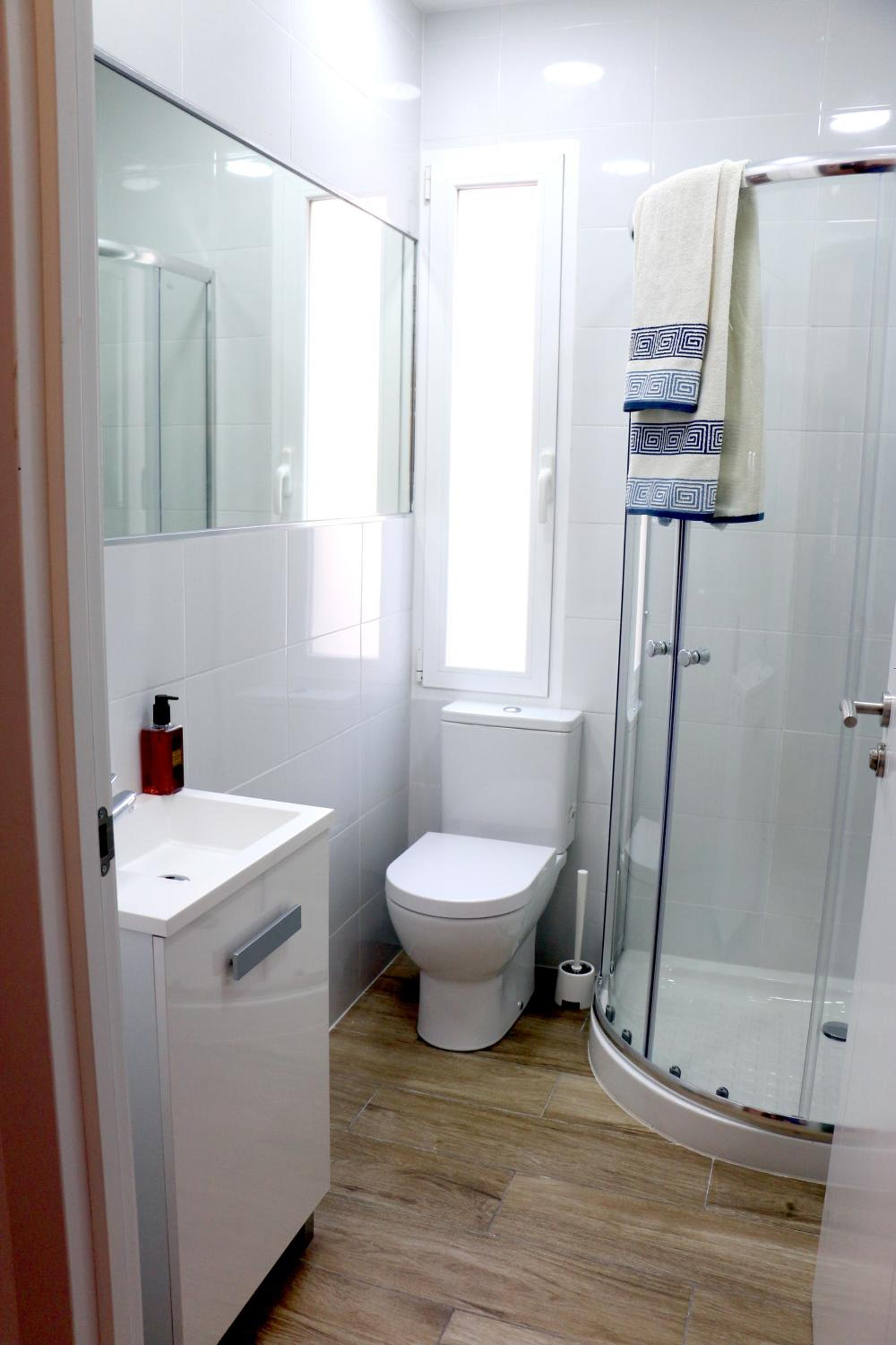 Urdintxoenea (Bilbao - Casco Viejo - Nuevo - Parking opc. - WIFI)