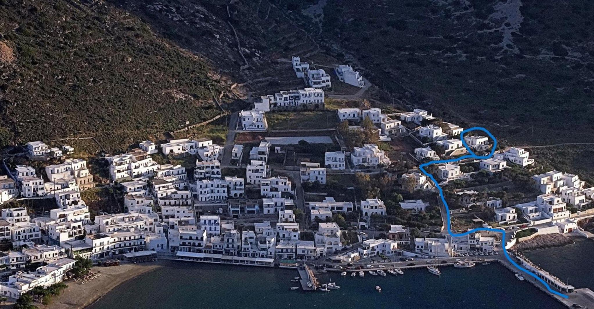 TINA'S HOUSE OUTSTANDING SEASIDE HOUSE Kamares Sifnos view 3