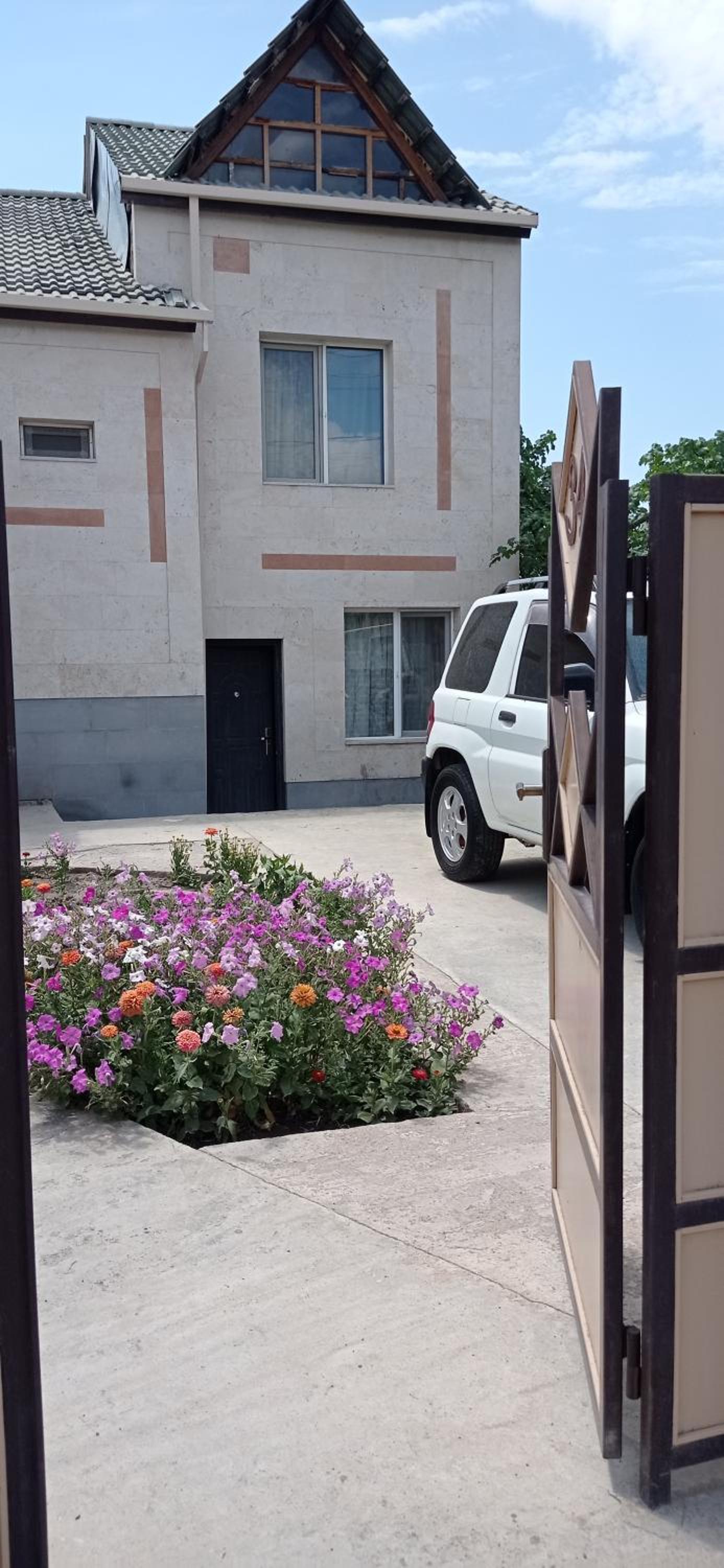 Julia's Place - Apartment, Garden & BBQ