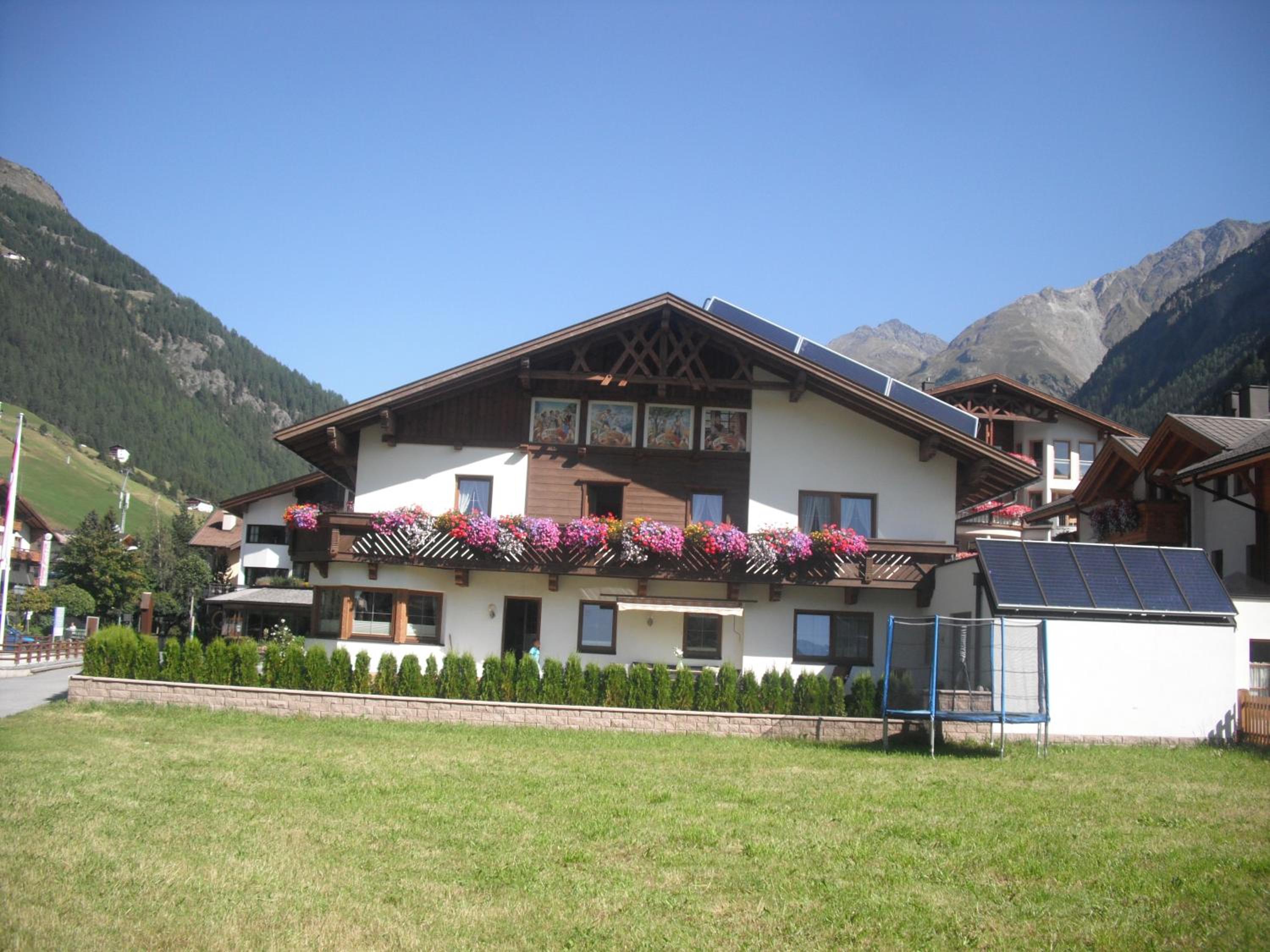Garni Vierjahreszeiten