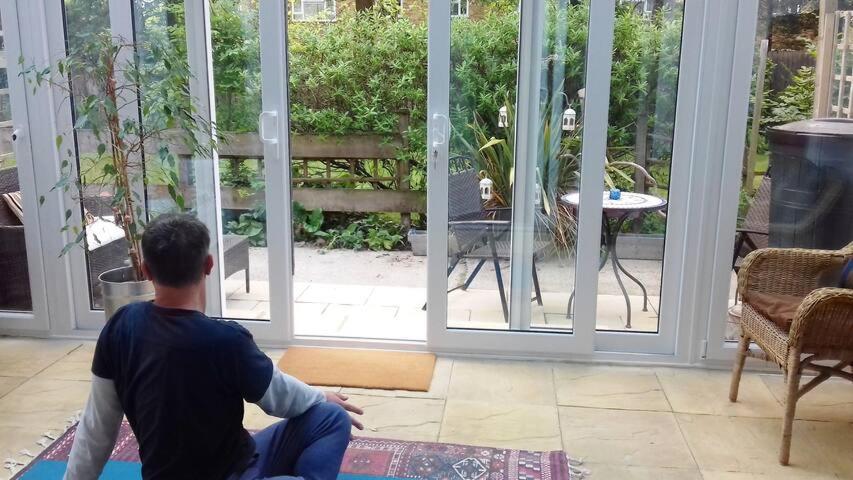 1 Dbl Bed Ground Floor Modern Oriental Flat Greenwich Park