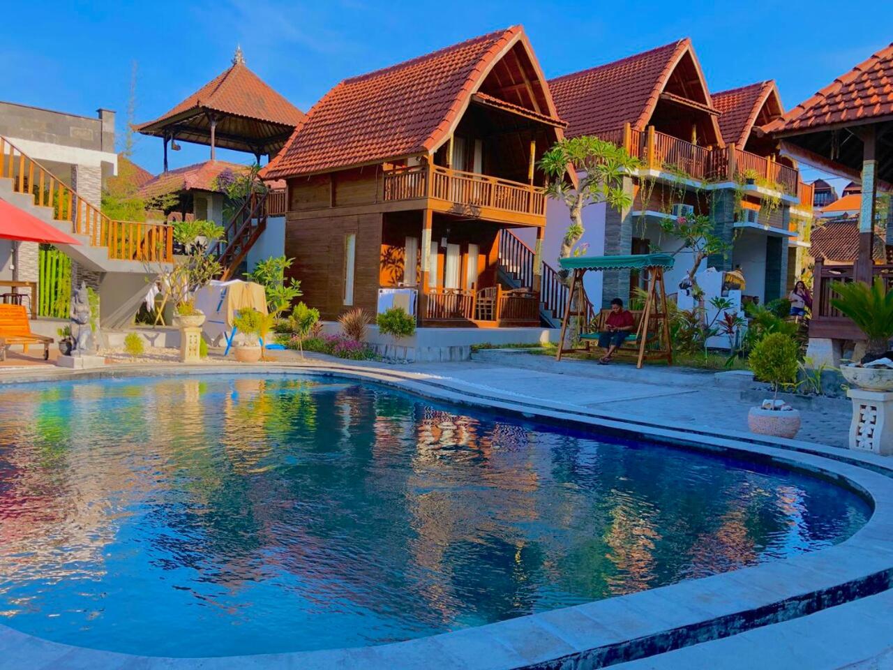 Ayu Laba Beach Villa and Resto
