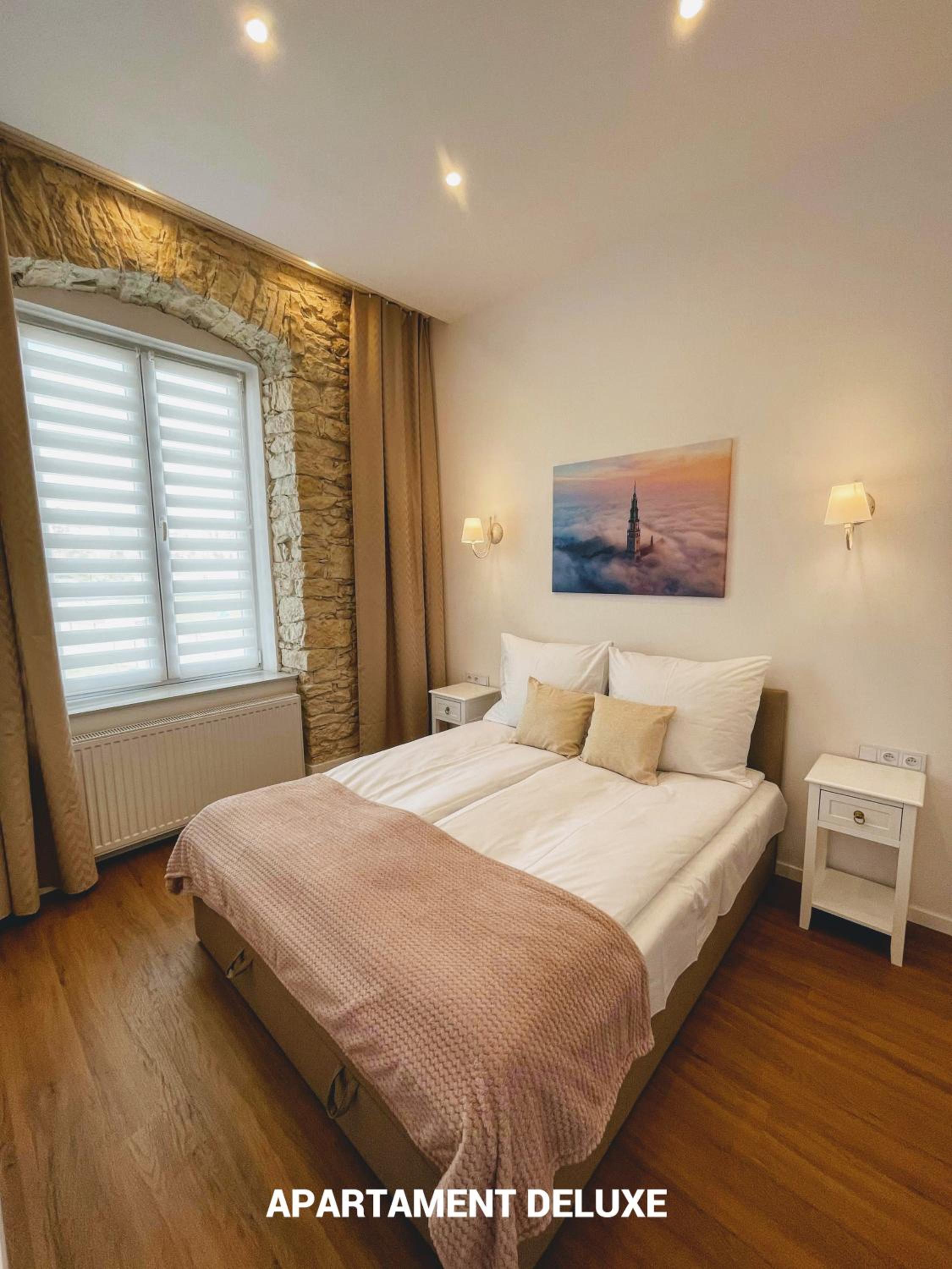 Biały Kruk Apartamenty vis-a-vis Jasnej Góry view 5