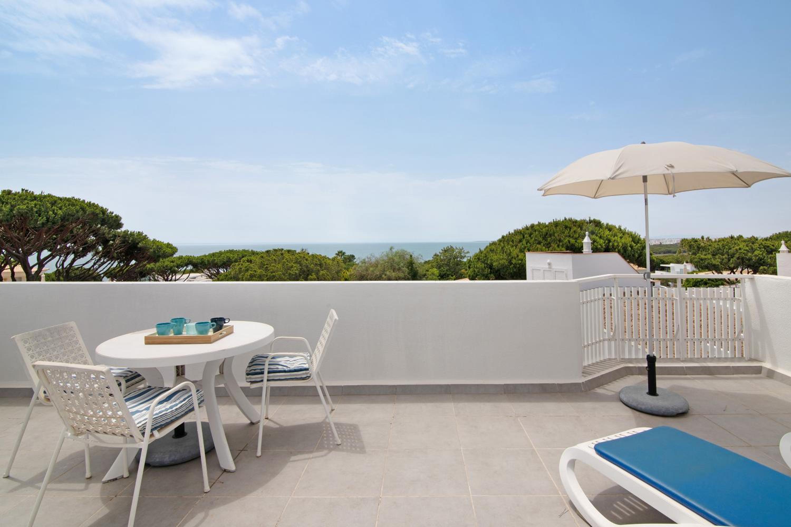 Casa Harlequin view 4