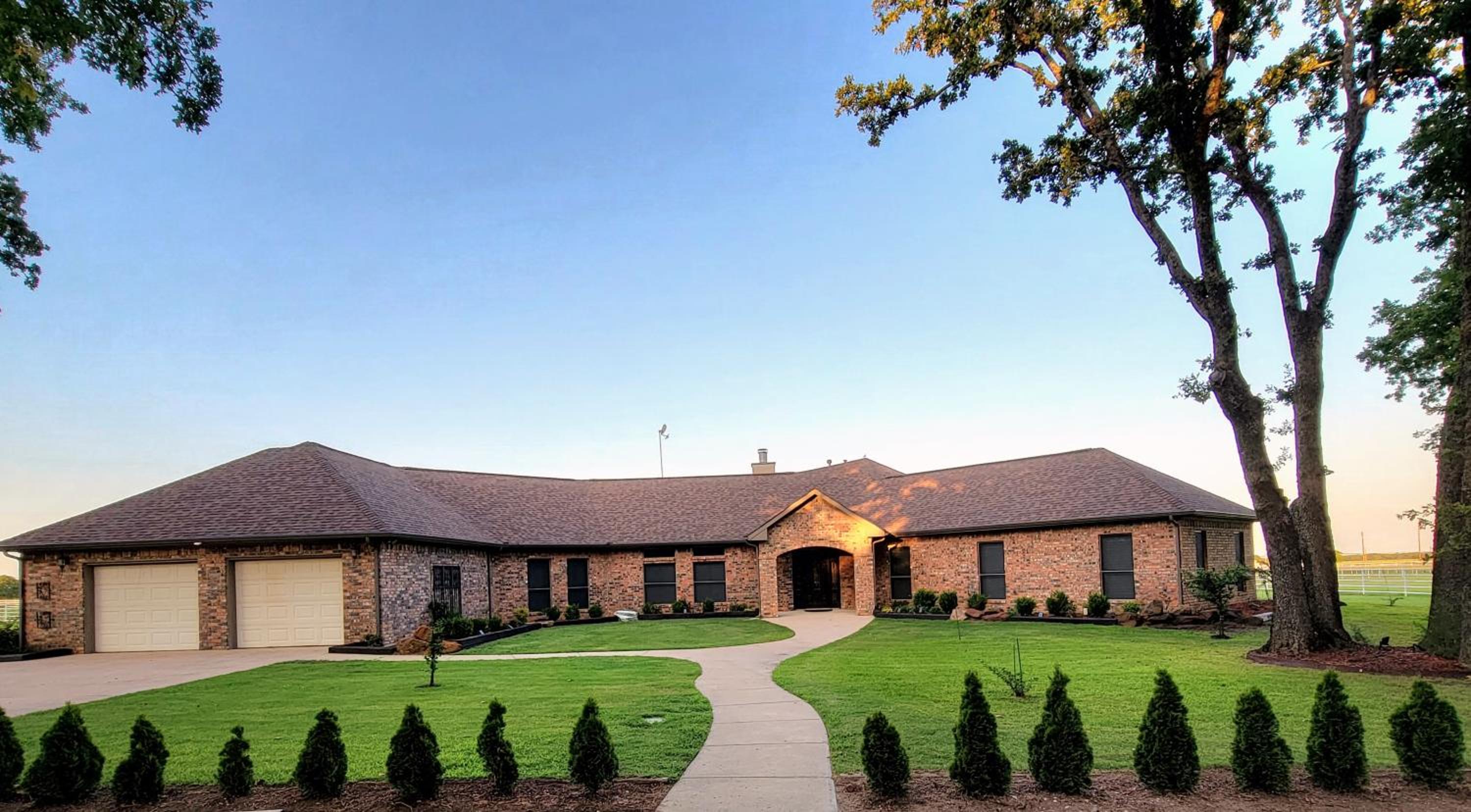 Newly Renovated Private Ranch Get-A-Way