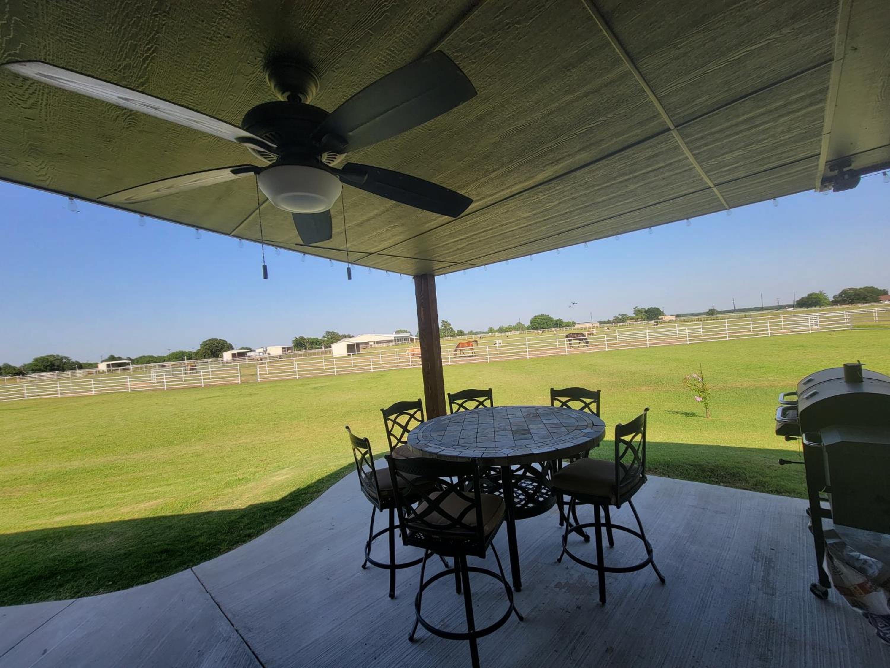 Newly Renovated Private Ranch Get-A-Way