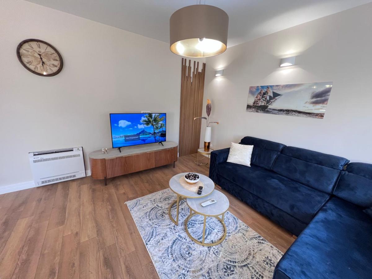 Glam apartment 1BR/Tivat/A step from the beach photo 3