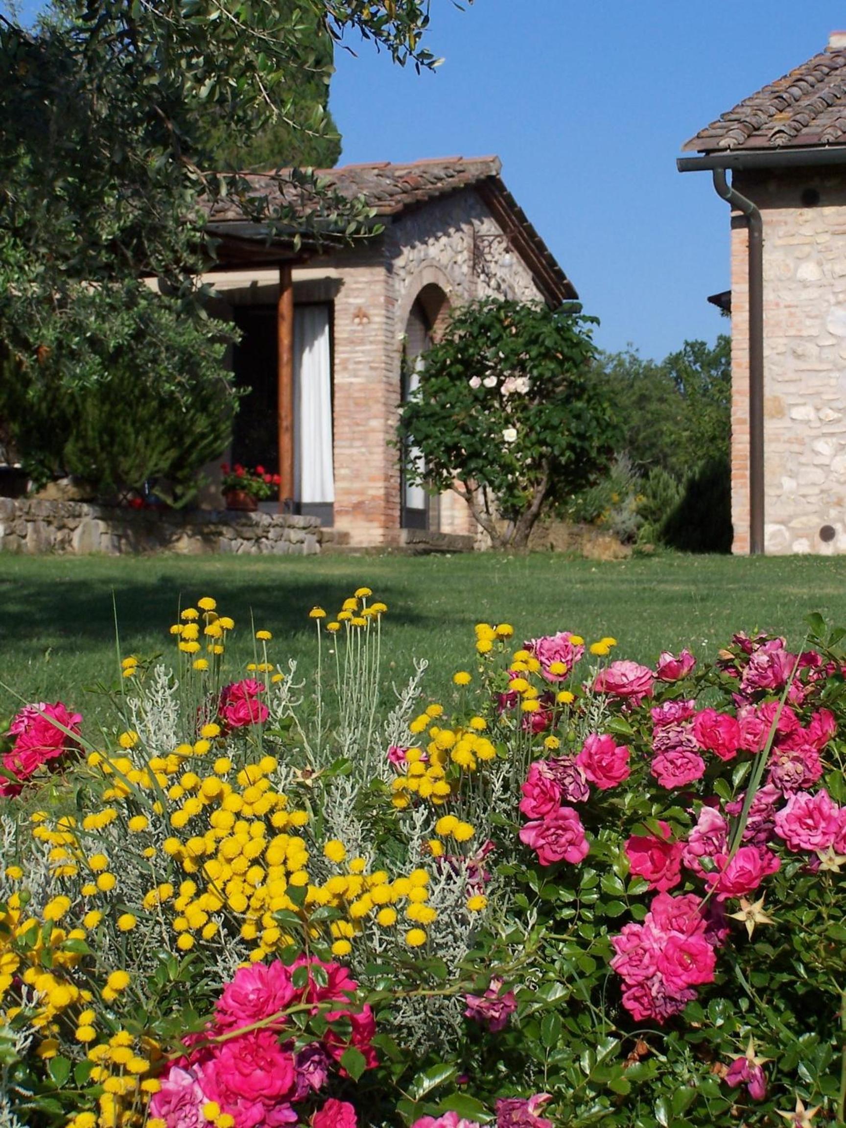 Poggetto di Montese view 4