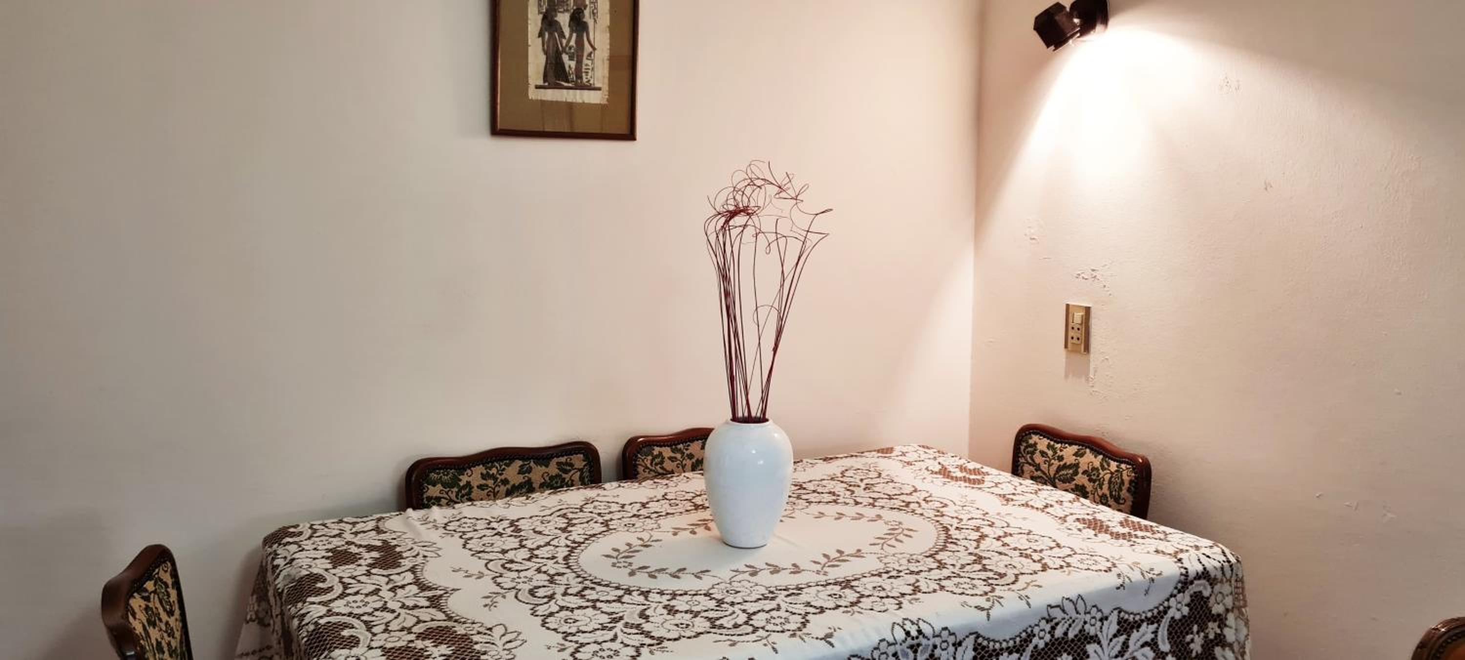 REST HOUSE Casa familiar - garage - TV - WiFi - 2 dormitorios - Living-comedor - Cocina - Lavadero - Patio con parrilla - Alquiler temporario
