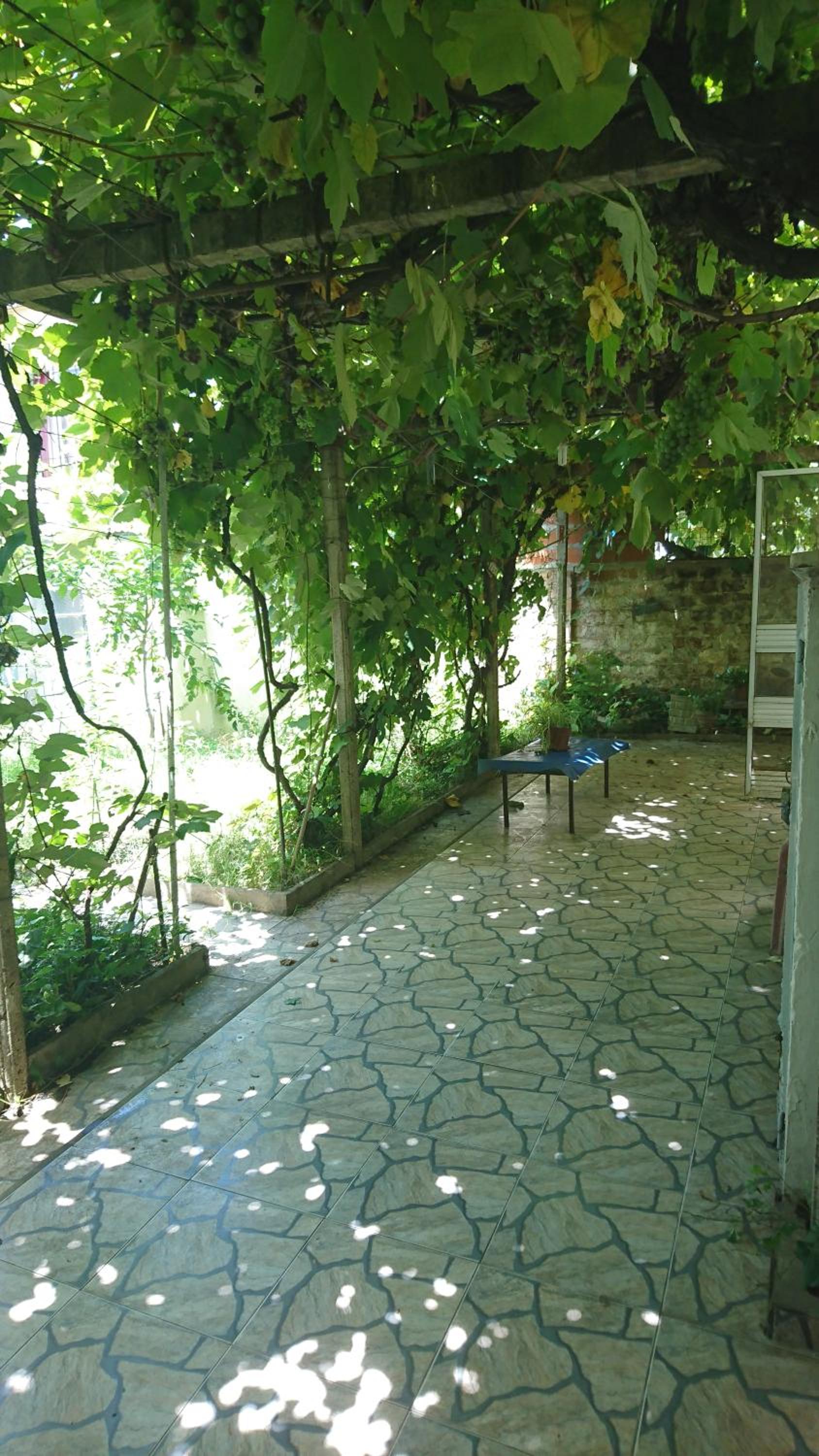 REST HOUSE Casa familiar - garage - TV - WiFi - 2 dormitorios - Living-comedor - Cocina - Lavadero - Patio con parrilla - Alquiler temporario