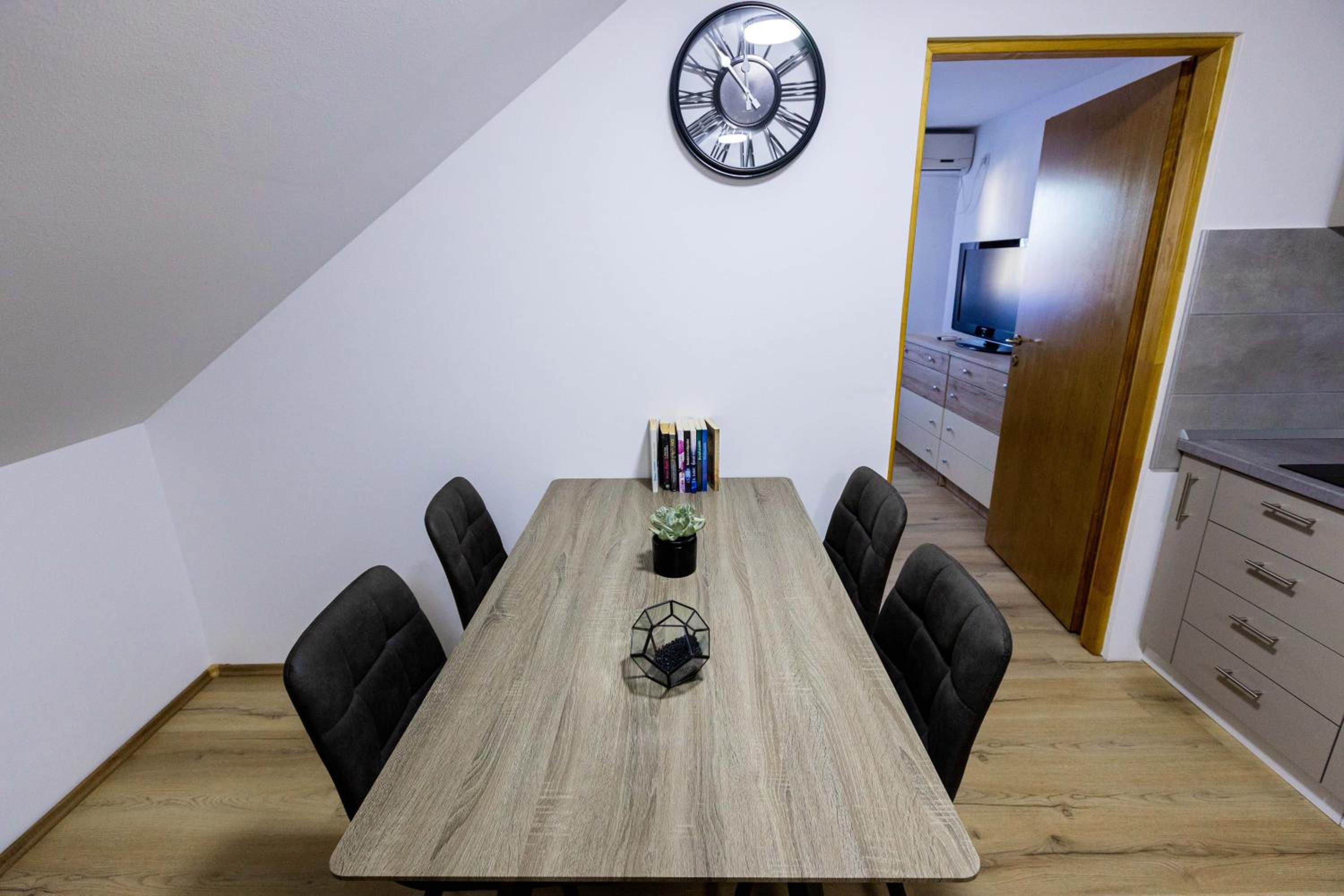 Apartmani Tomšić