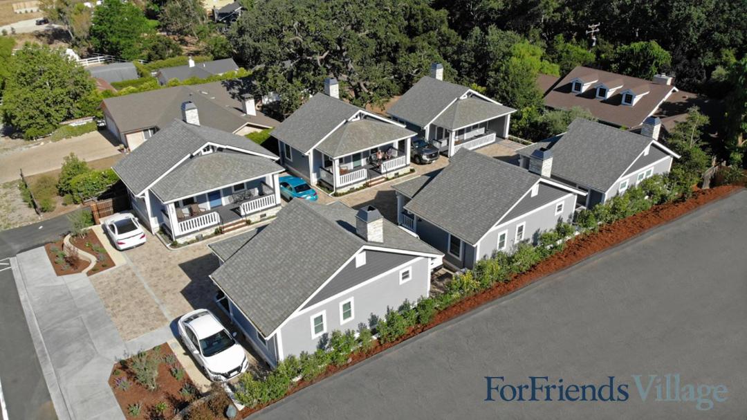 Polo House and Bungalows