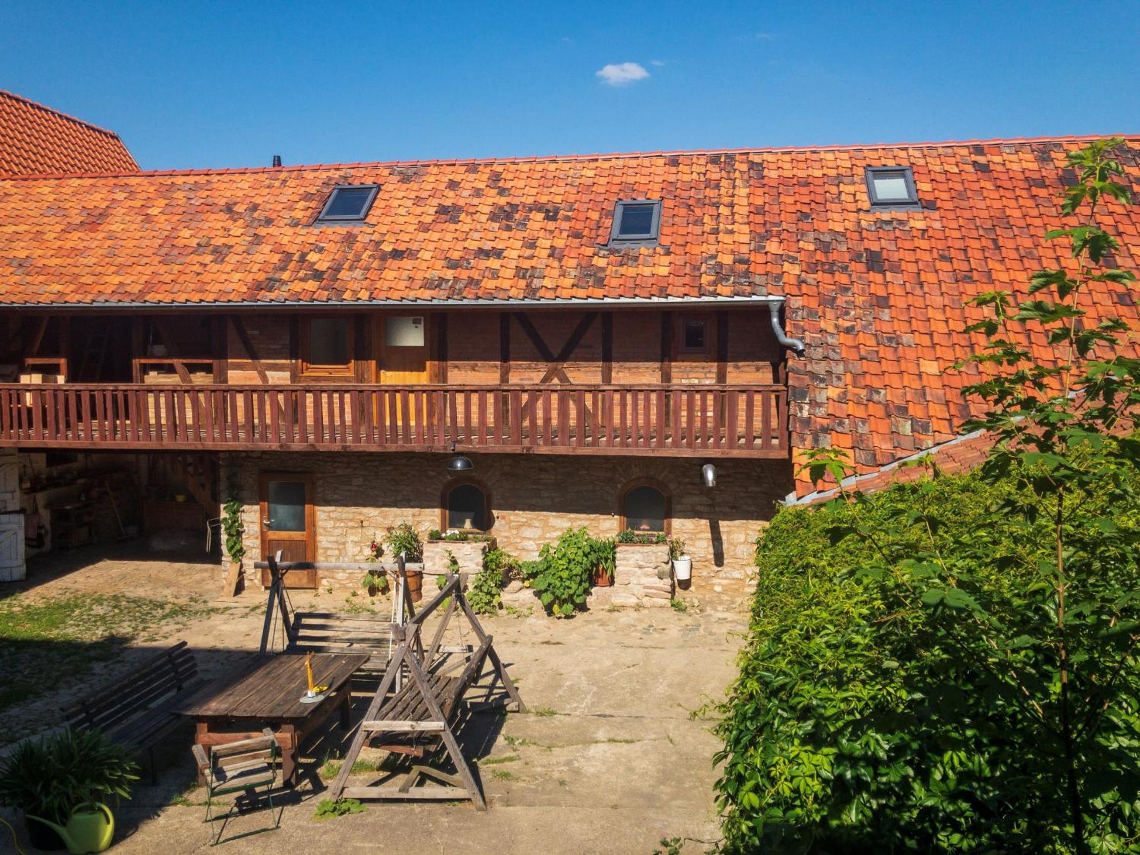 Bauernhof Lisa Offenstall und Taubenschlag