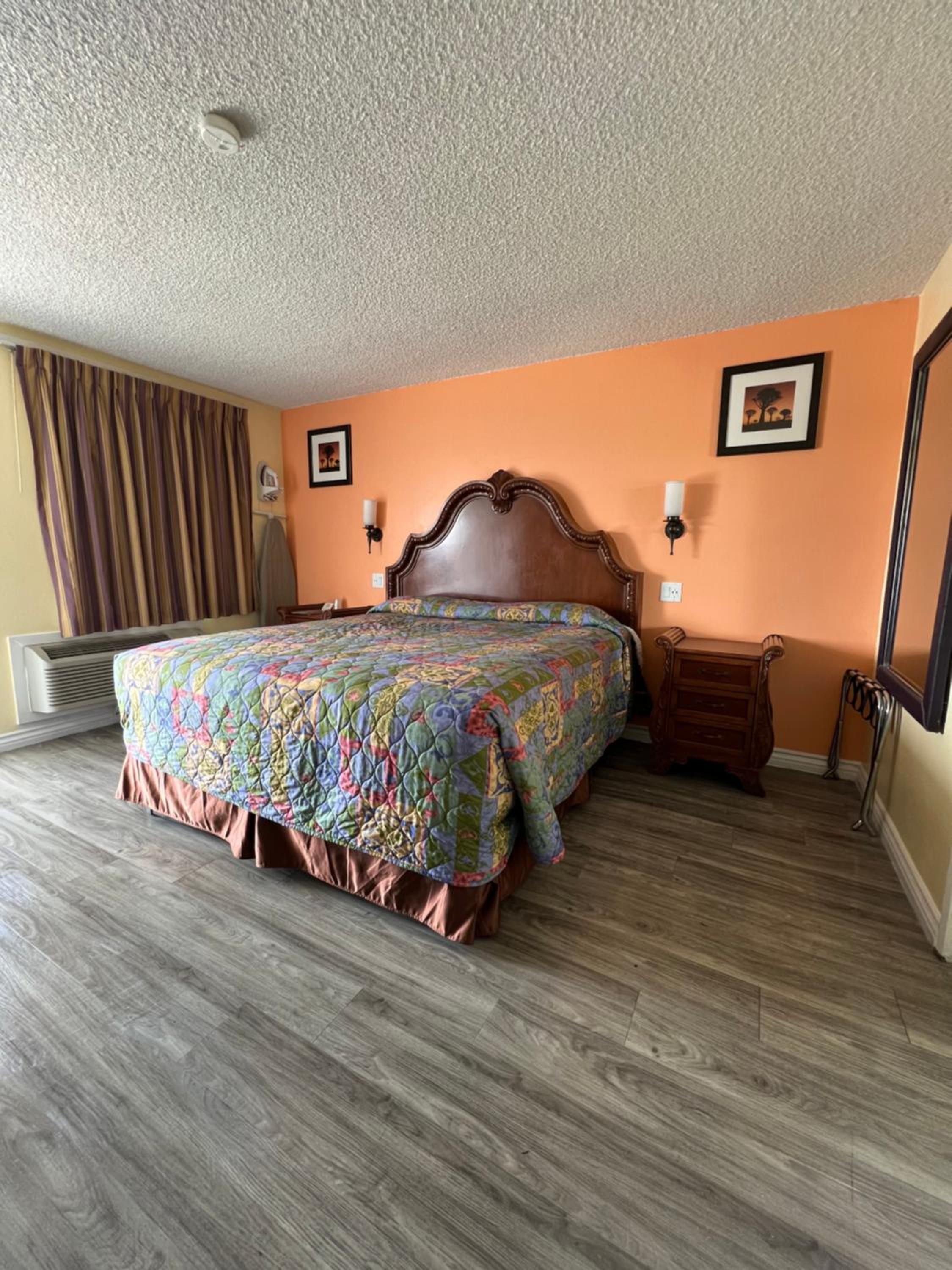Walden Motel
