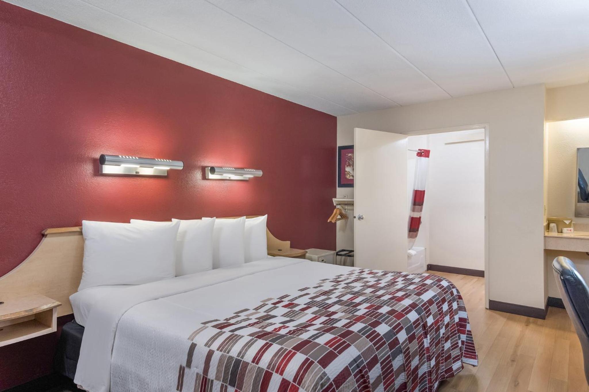 Red Roof Inn Philadelphia - Trevose, Photo 16