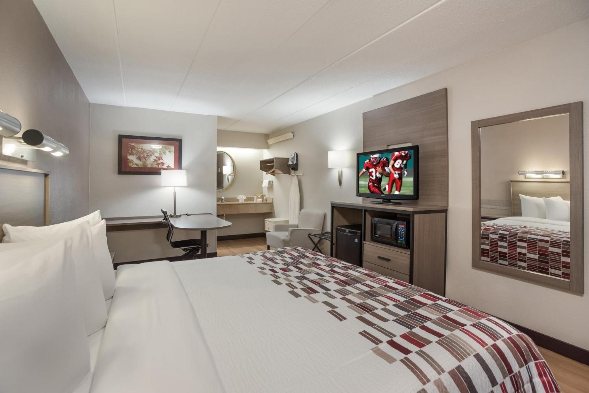 Red Roof Inn Philadelphia - Trevose, Photo 44